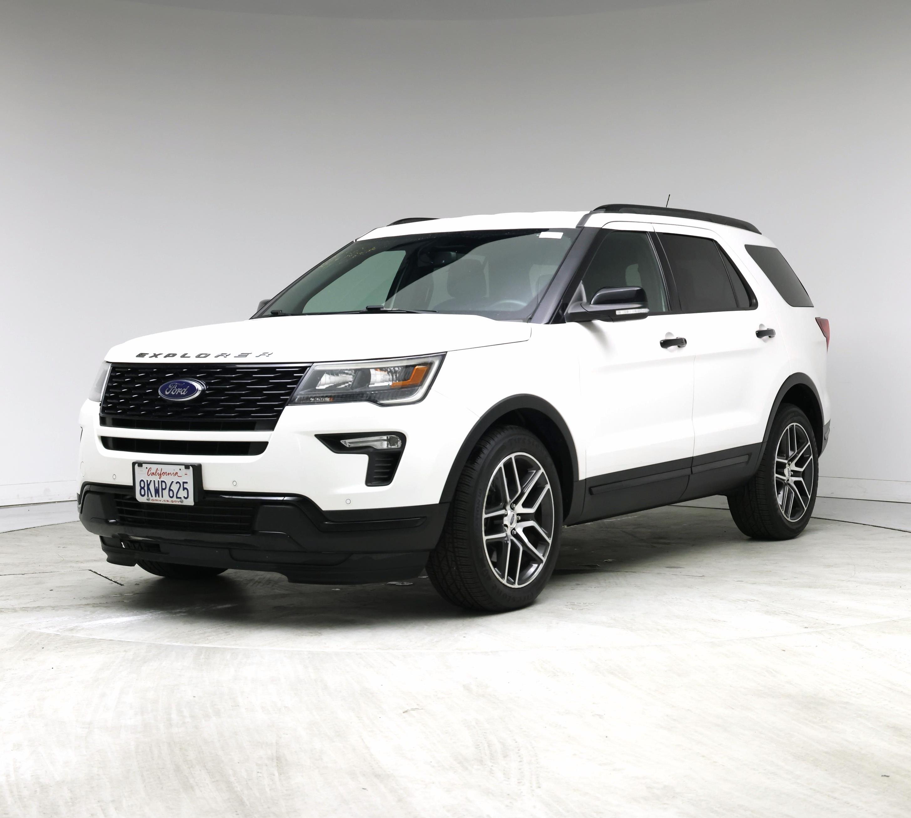 Thumbnail: 2019 Ford Explorer - 4