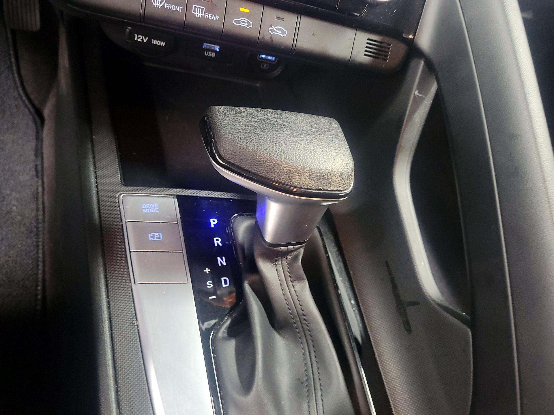 Thumbnail: 2022 Hyundai Elantra - 16