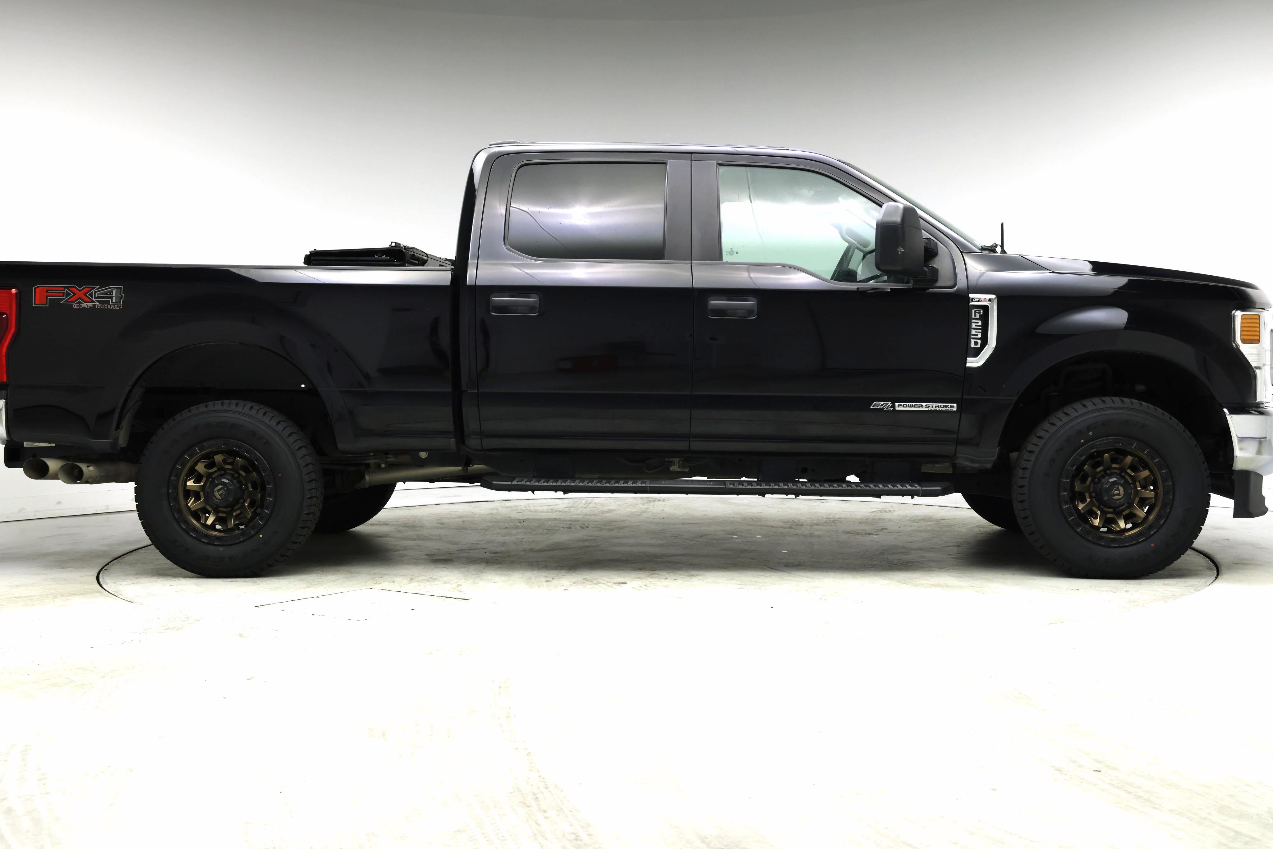 Thumbnail: 2021 Ford F-250 - 7