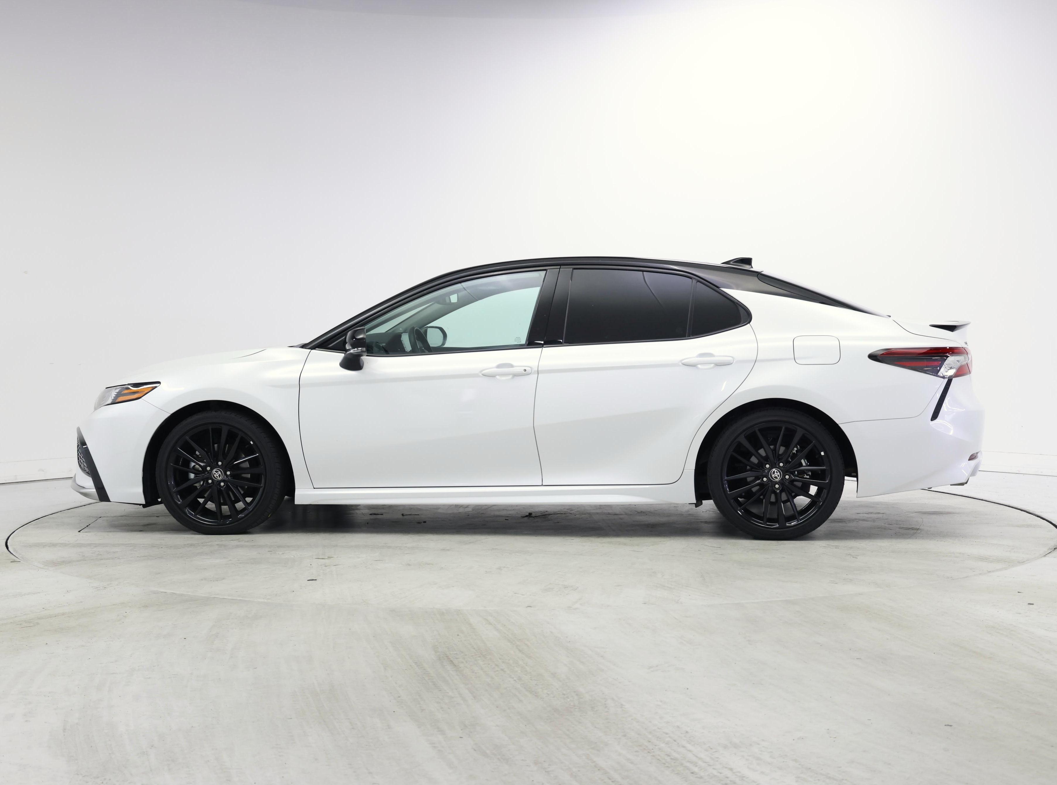 Thumbnail: 2023 Toyota Camry - 3