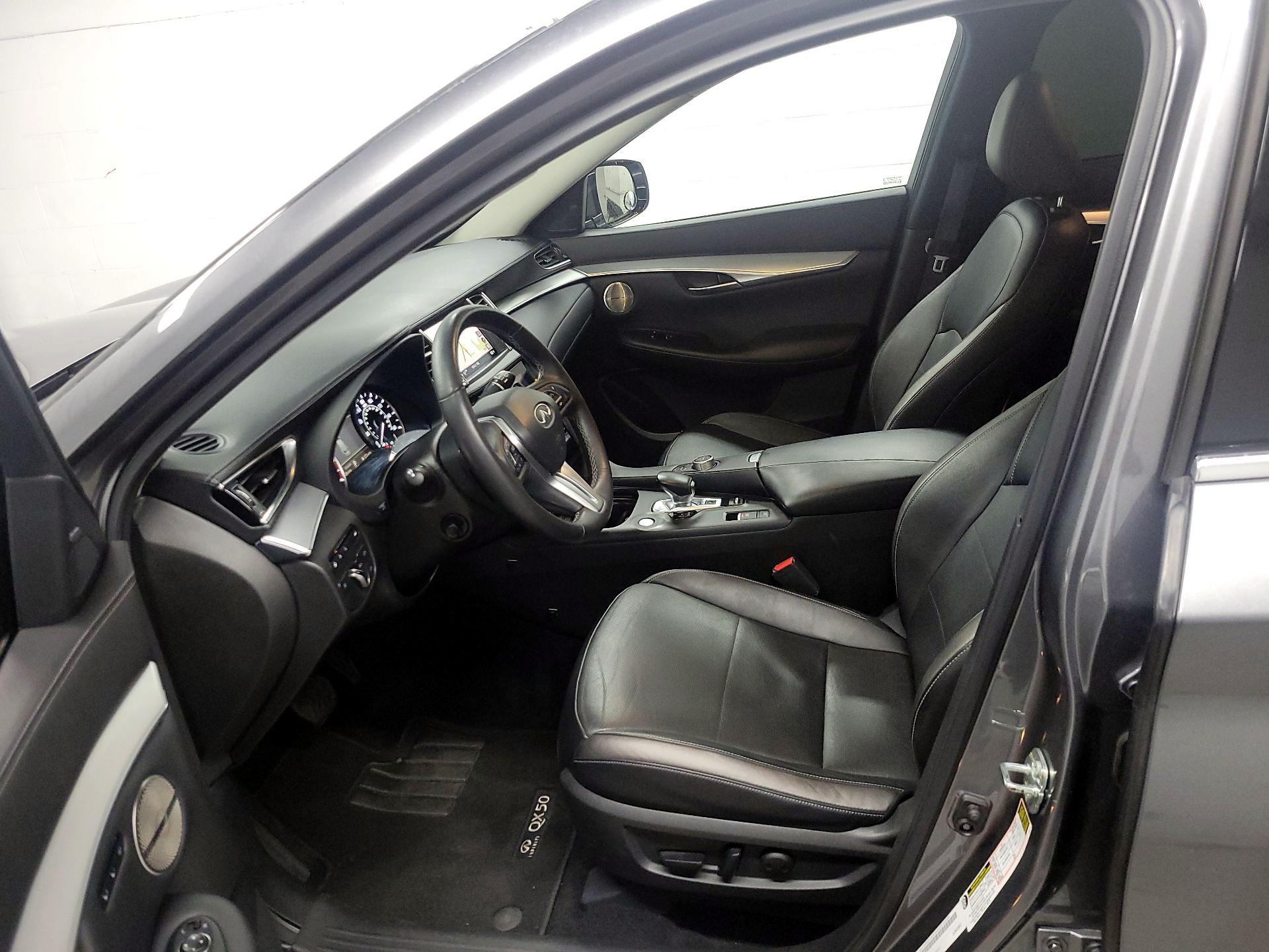 Thumbnail: 2021 INFINITI QX50 - 11