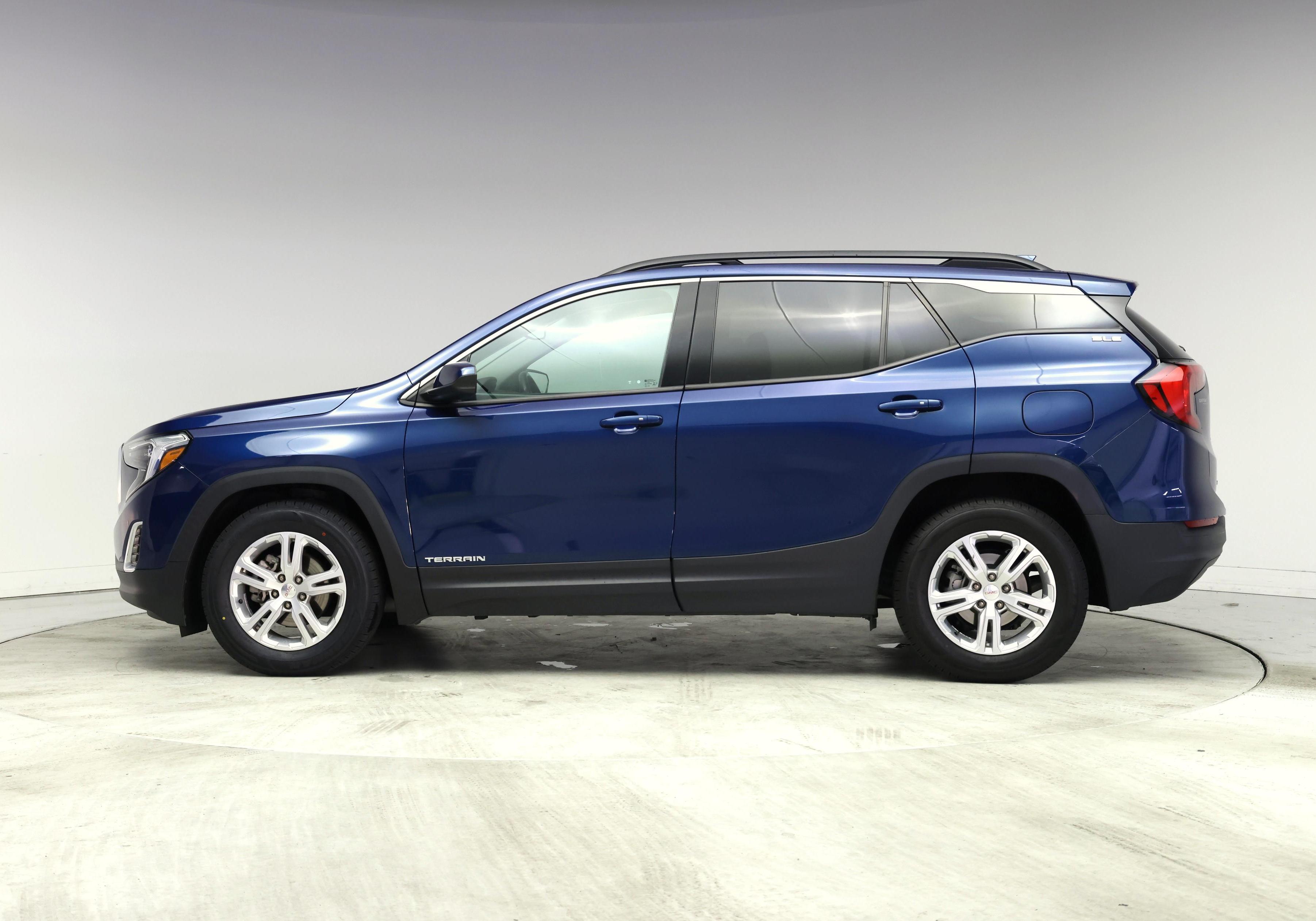 Thumbnail: 2020 GMC Terrain - 3