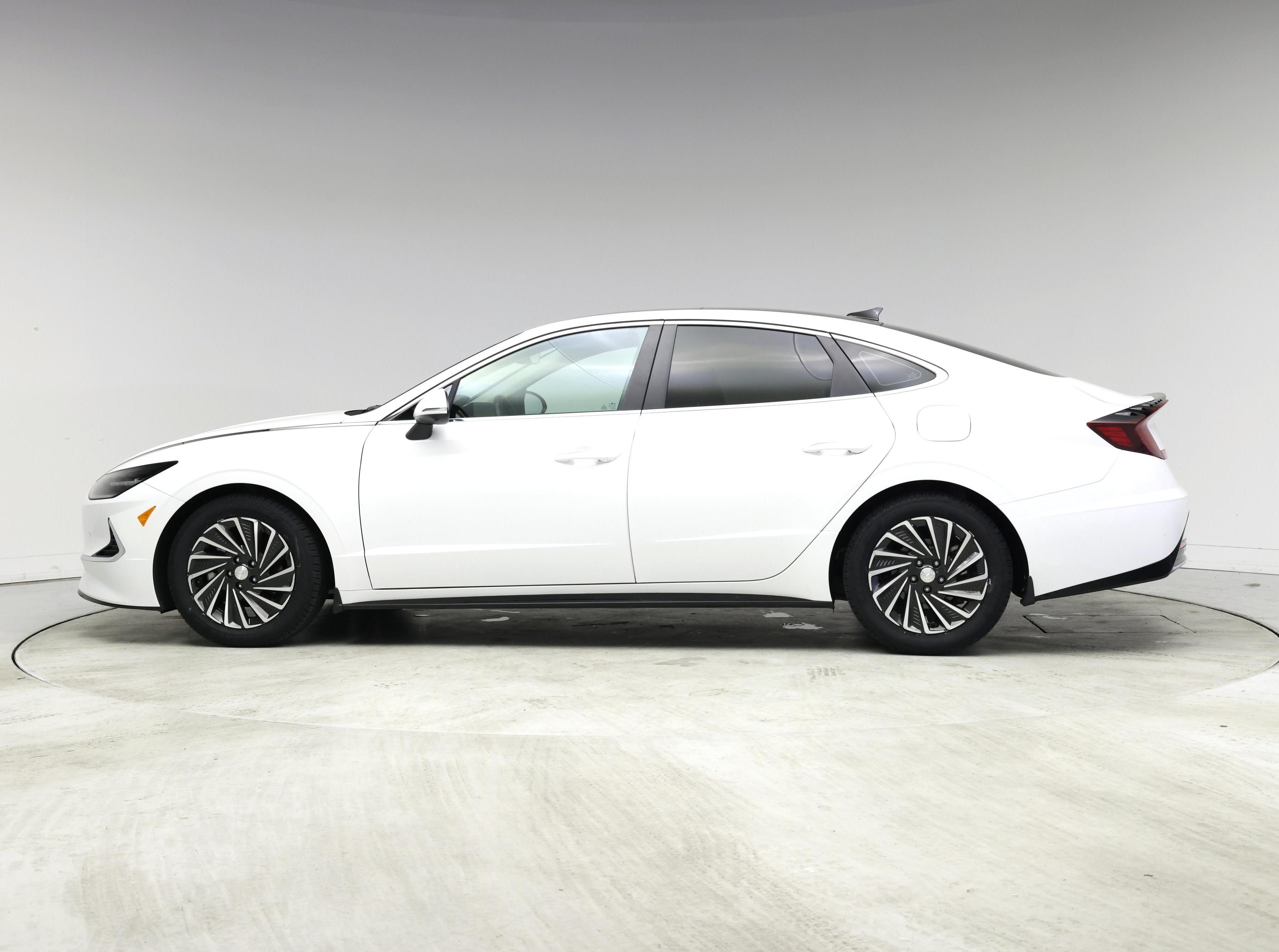Thumbnail: 2021 Hyundai Sonata - 3