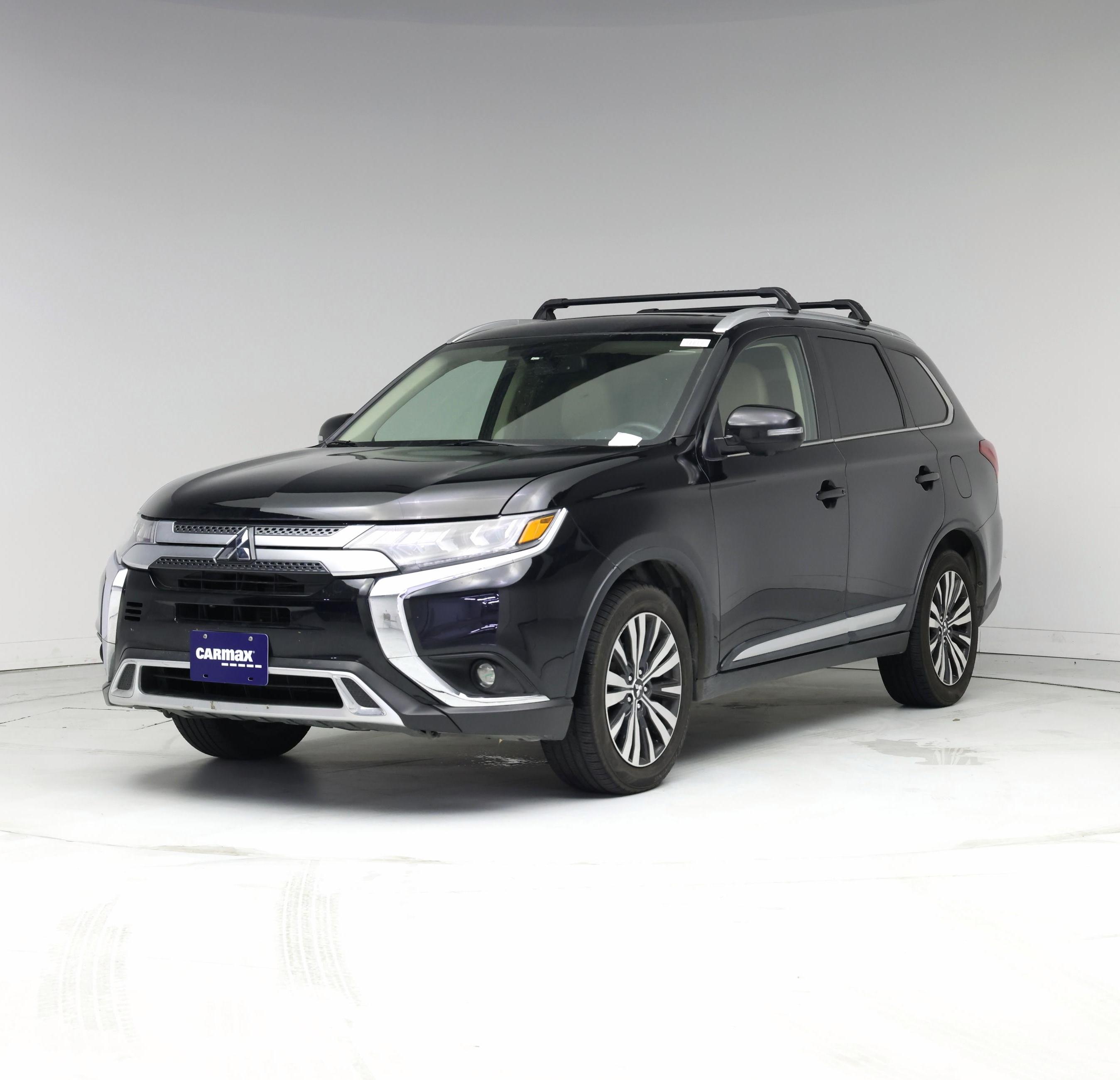 Thumbnail: 2019 Mitsubishi Outlander - 4