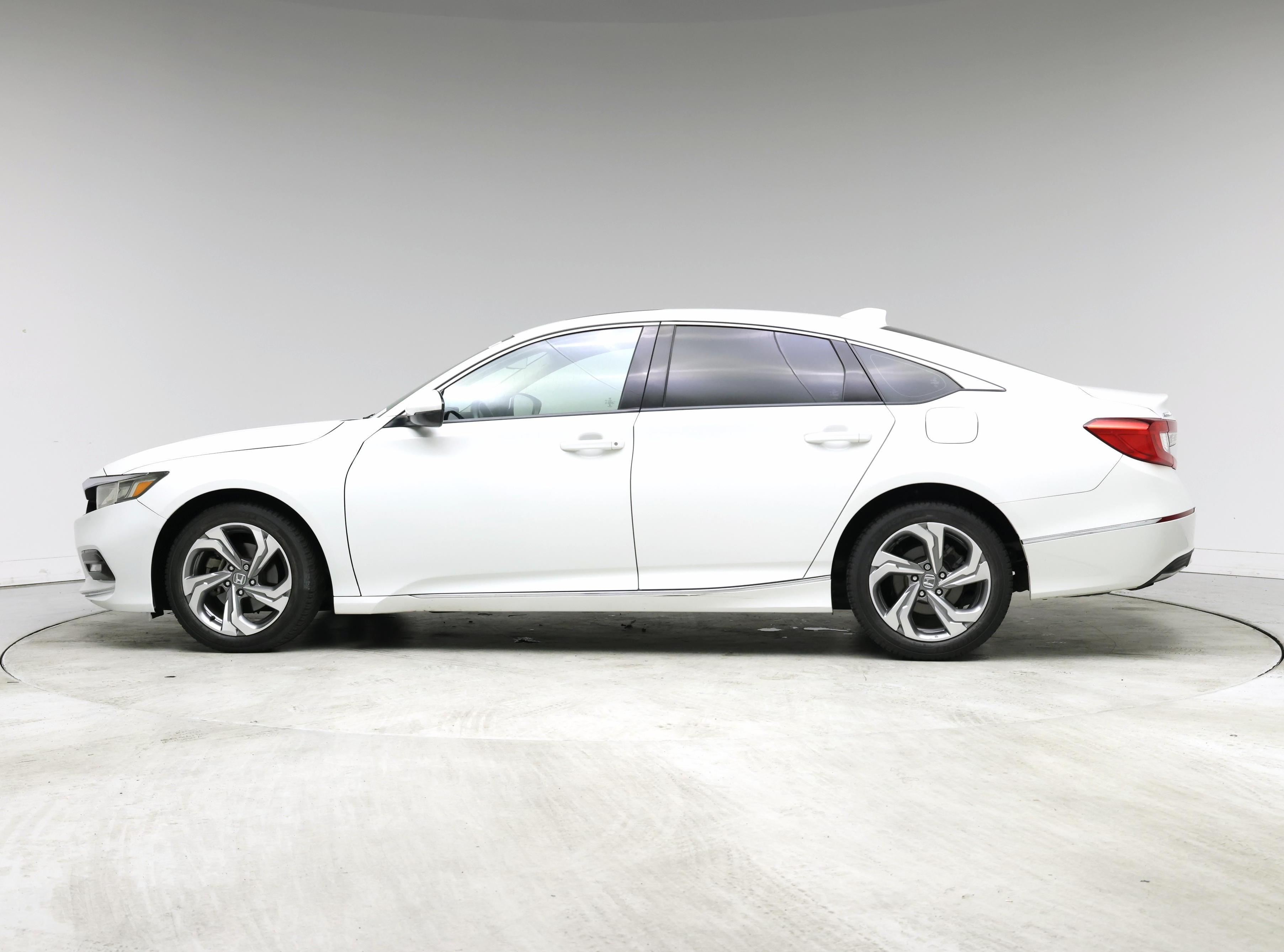 Thumbnail: 2018 Honda Accord - 3