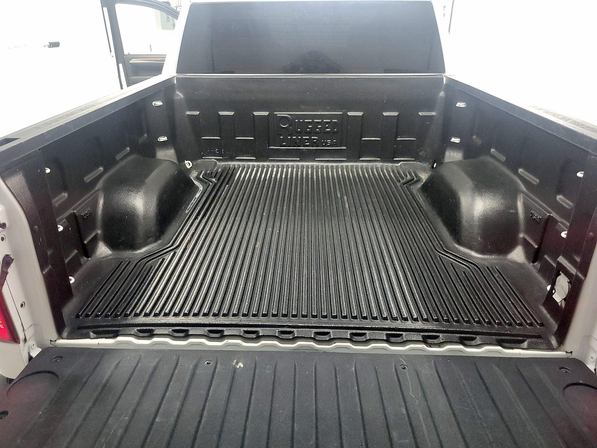 Thumbnail: 2022 Chevrolet Silverado 1500 - 18
