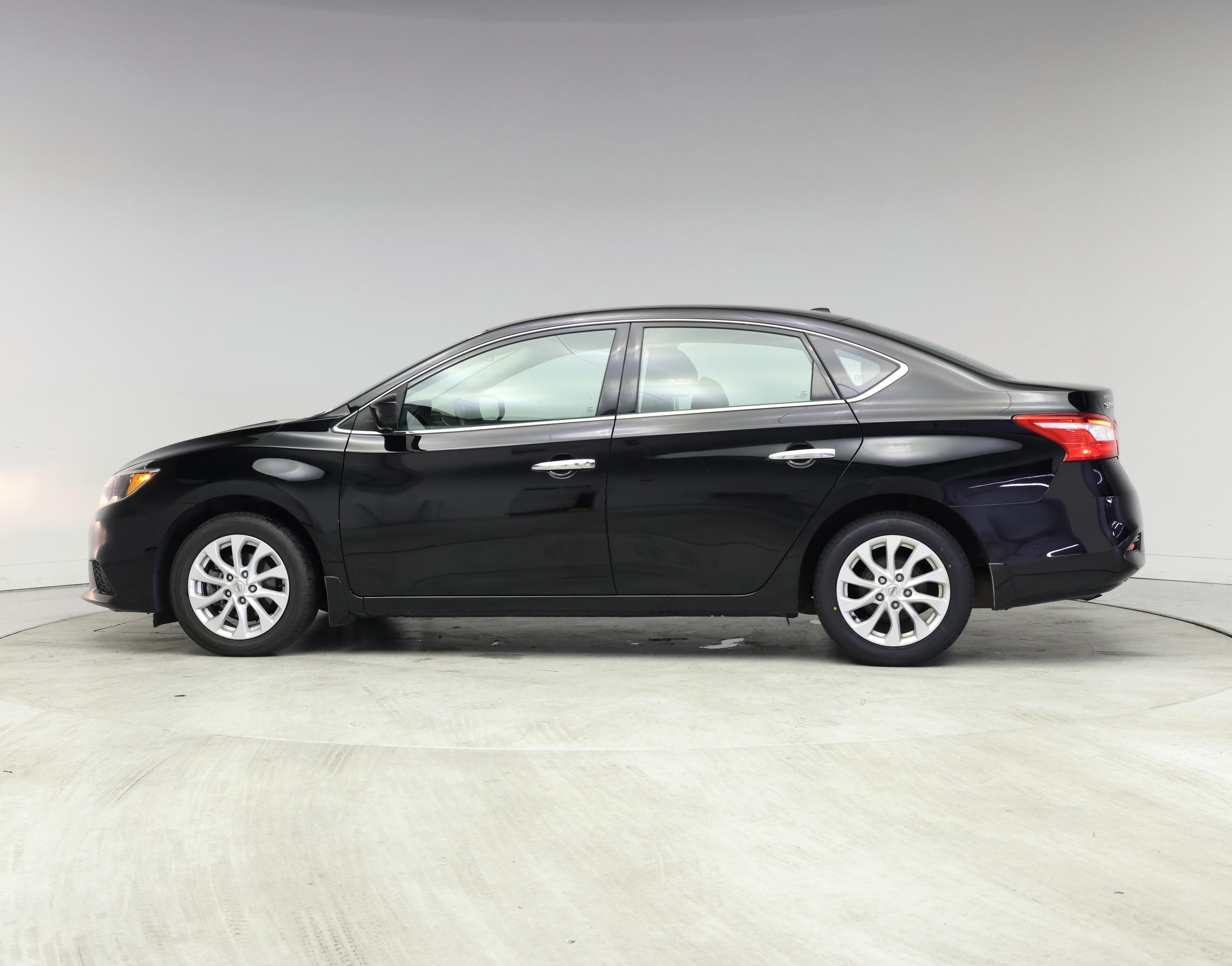 Thumbnail: 2019 Nissan Sentra - 3