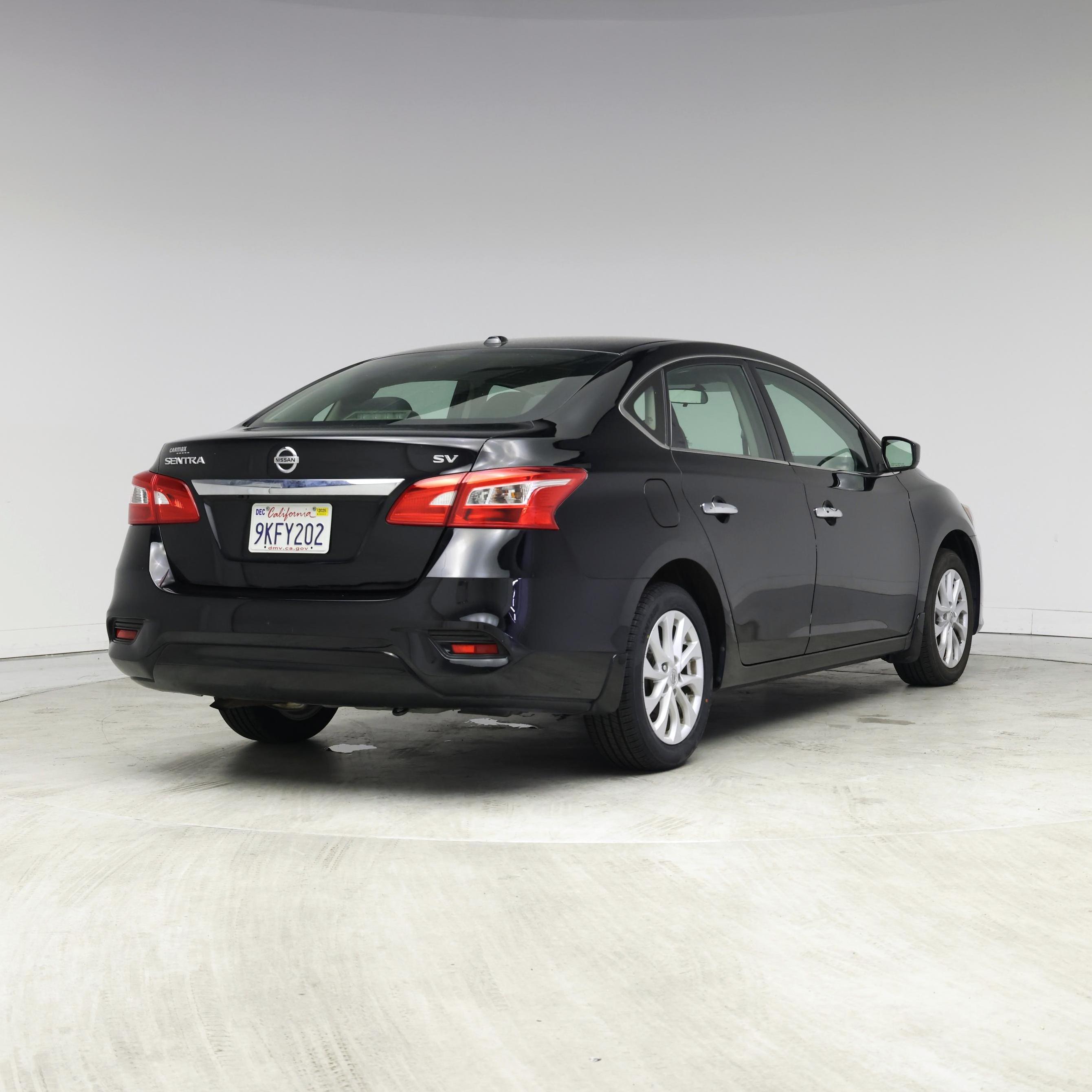 Thumbnail: 2019 Nissan Sentra - 8
