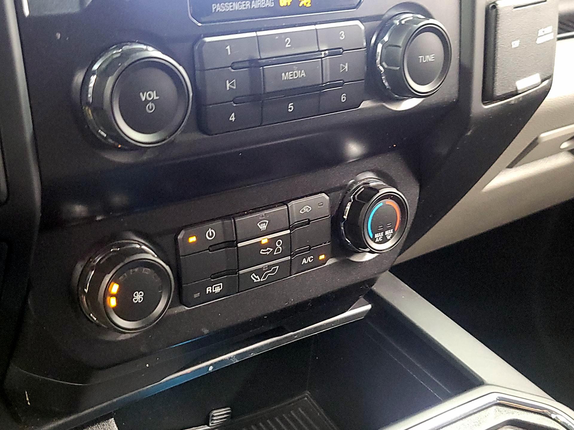 Thumbnail: 2019 Ford F-150 - 15