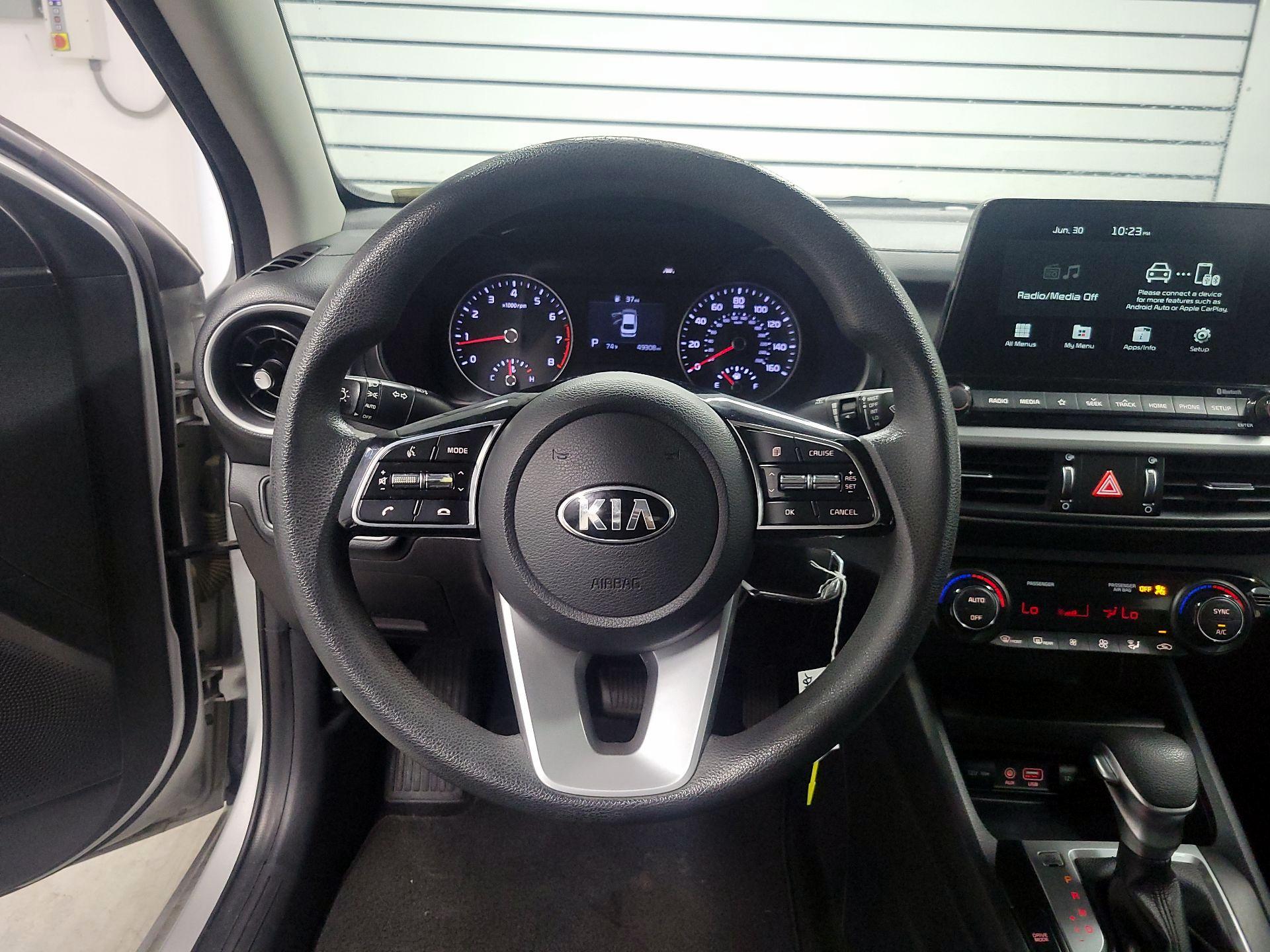 Thumbnail: 2019 Kia Forte - 10
