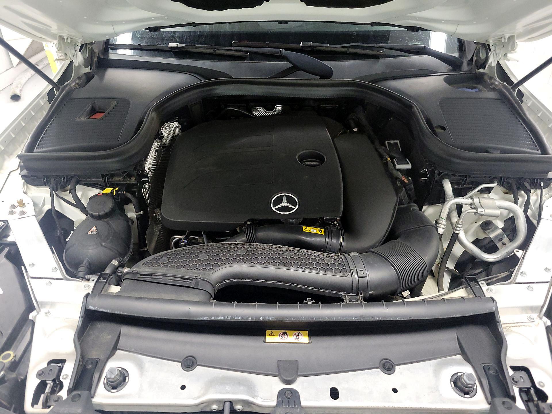 Thumbnail: 2021 Mercedes-Benz GLC - 20