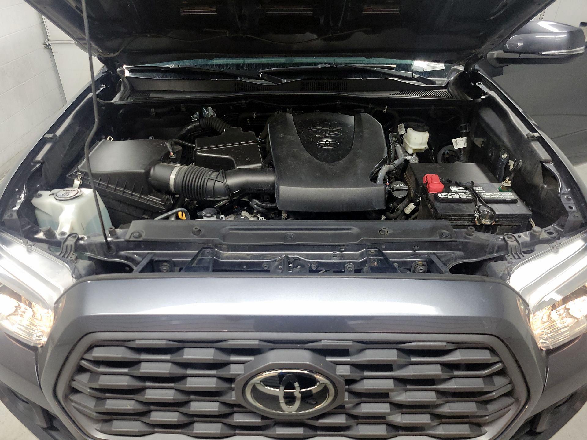 Thumbnail: 2021 Toyota Tacoma - 19