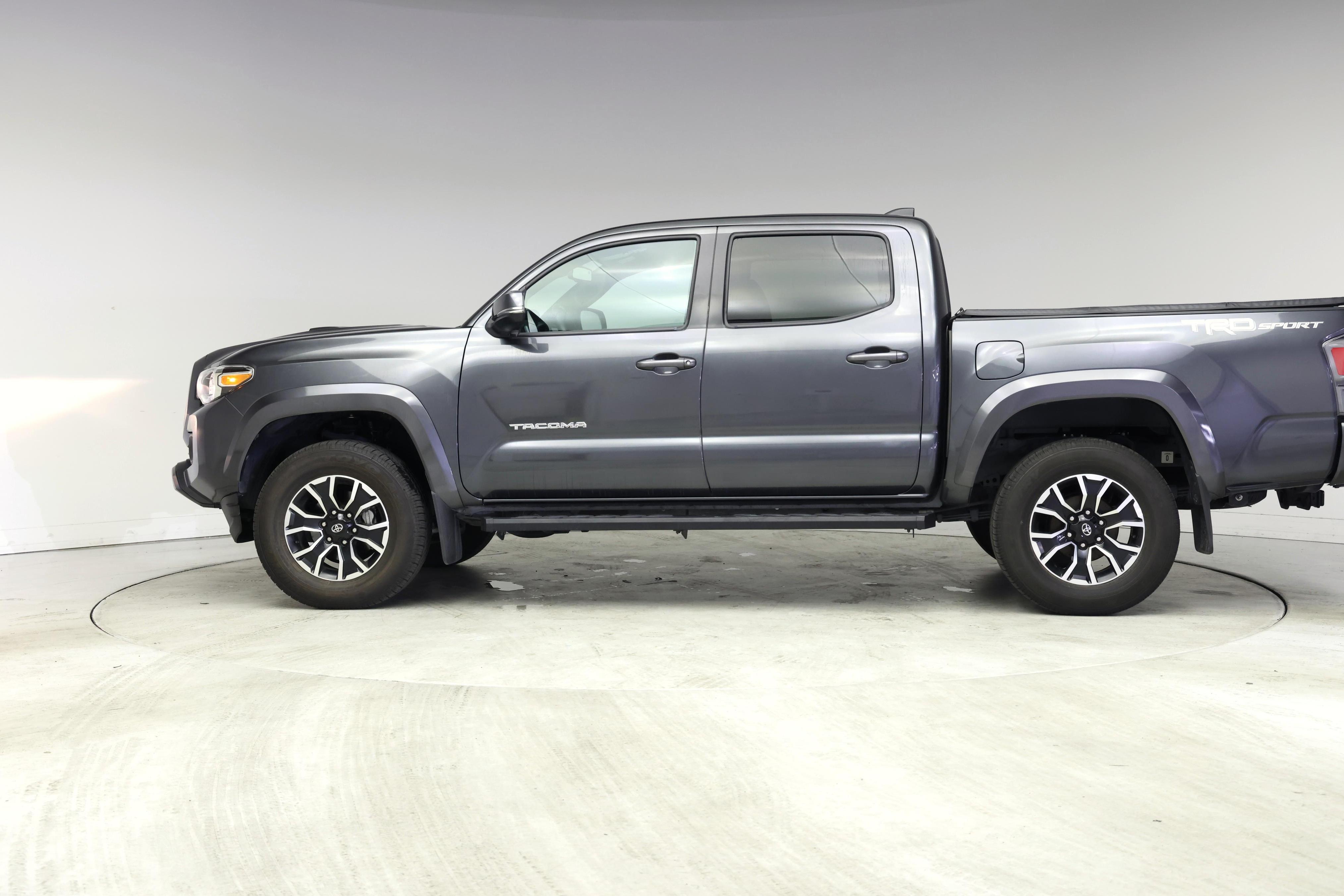 Thumbnail: 2021 Toyota Tacoma - 3