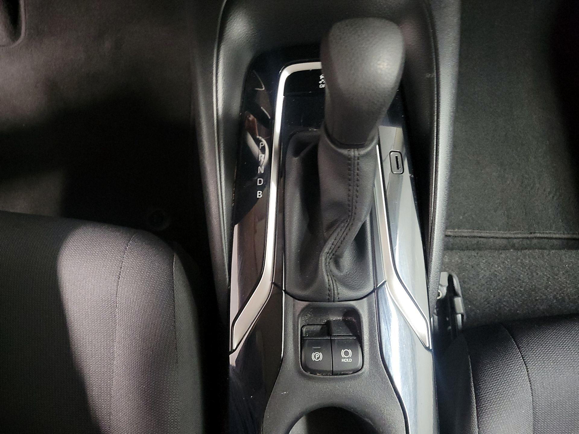 Thumbnail: 2021 Toyota Corolla - 17