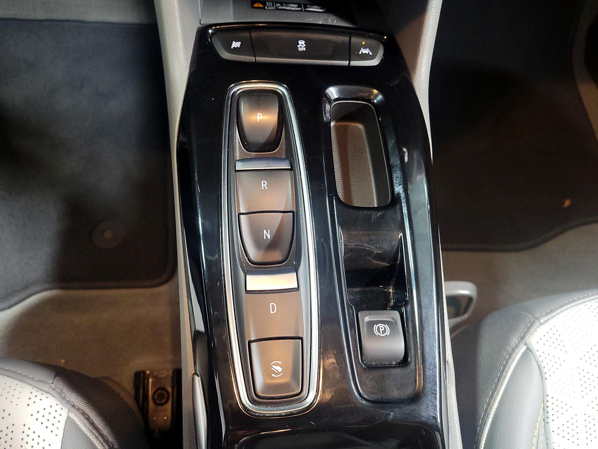 Thumbnail: 2023 Chevrolet Bolt EUV - 16