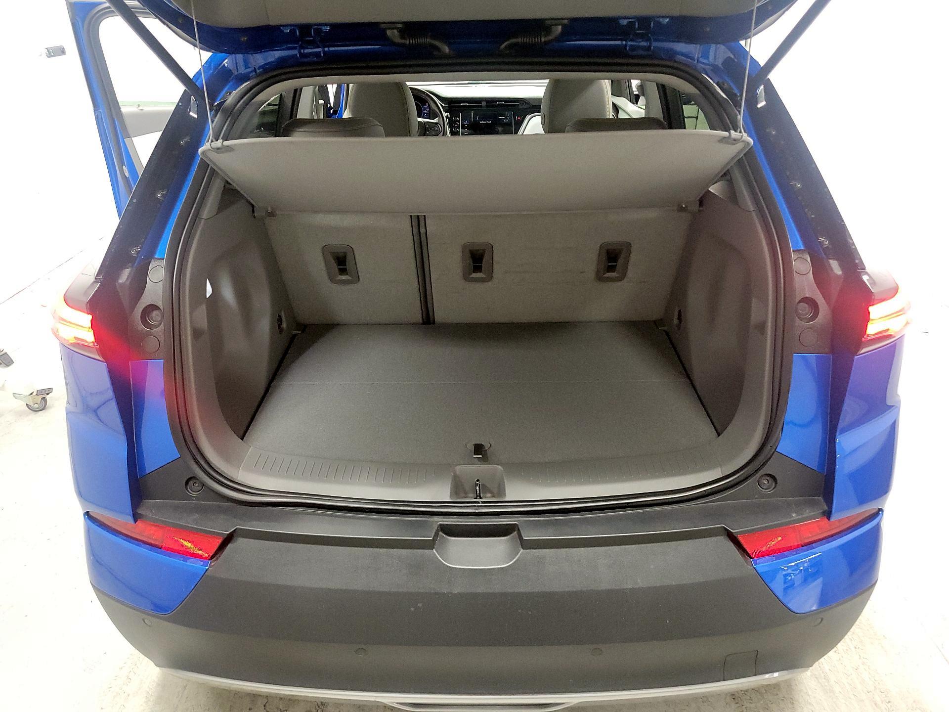 Thumbnail: 2023 Chevrolet Bolt EUV - 18