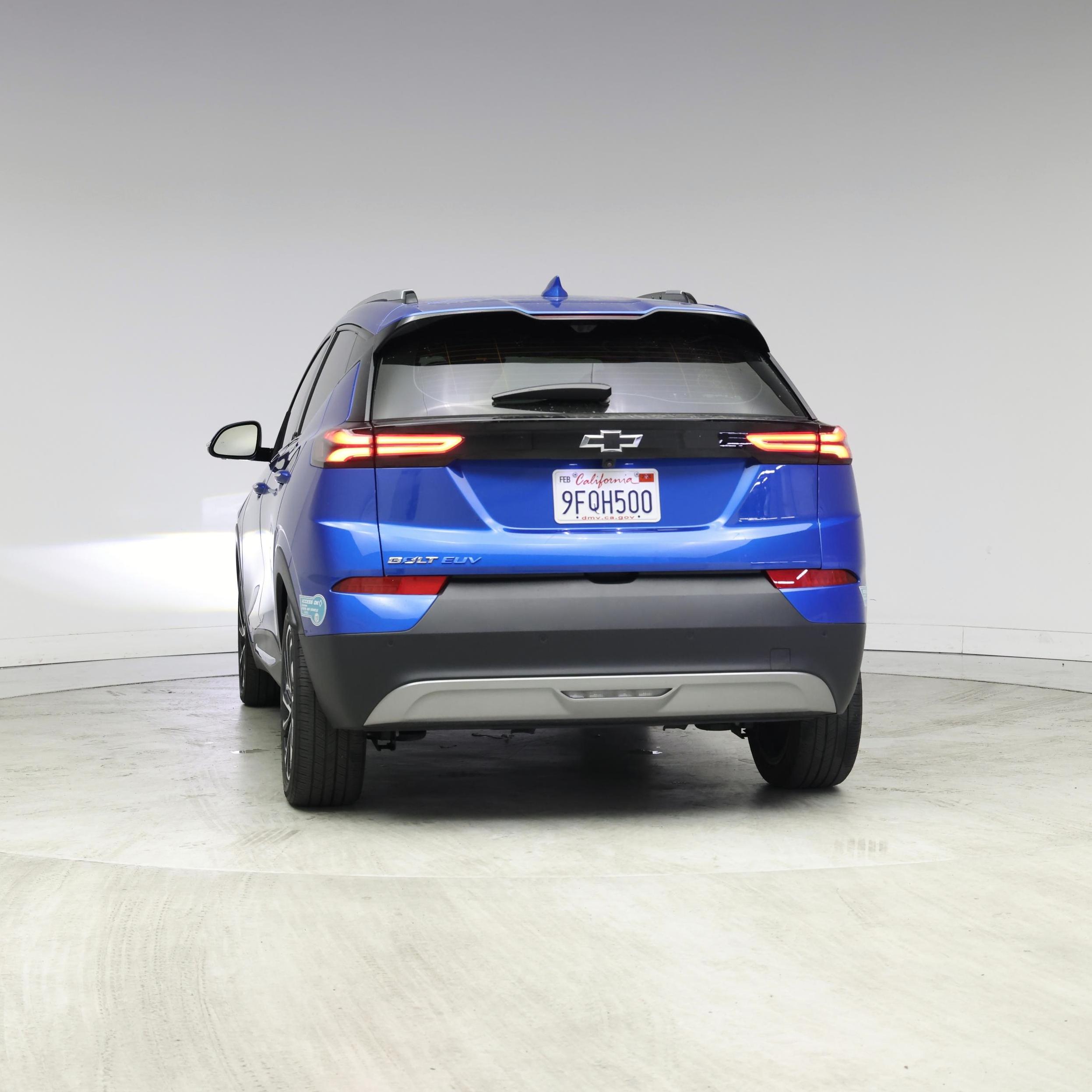 Thumbnail: 2023 Chevrolet Bolt EUV - 6