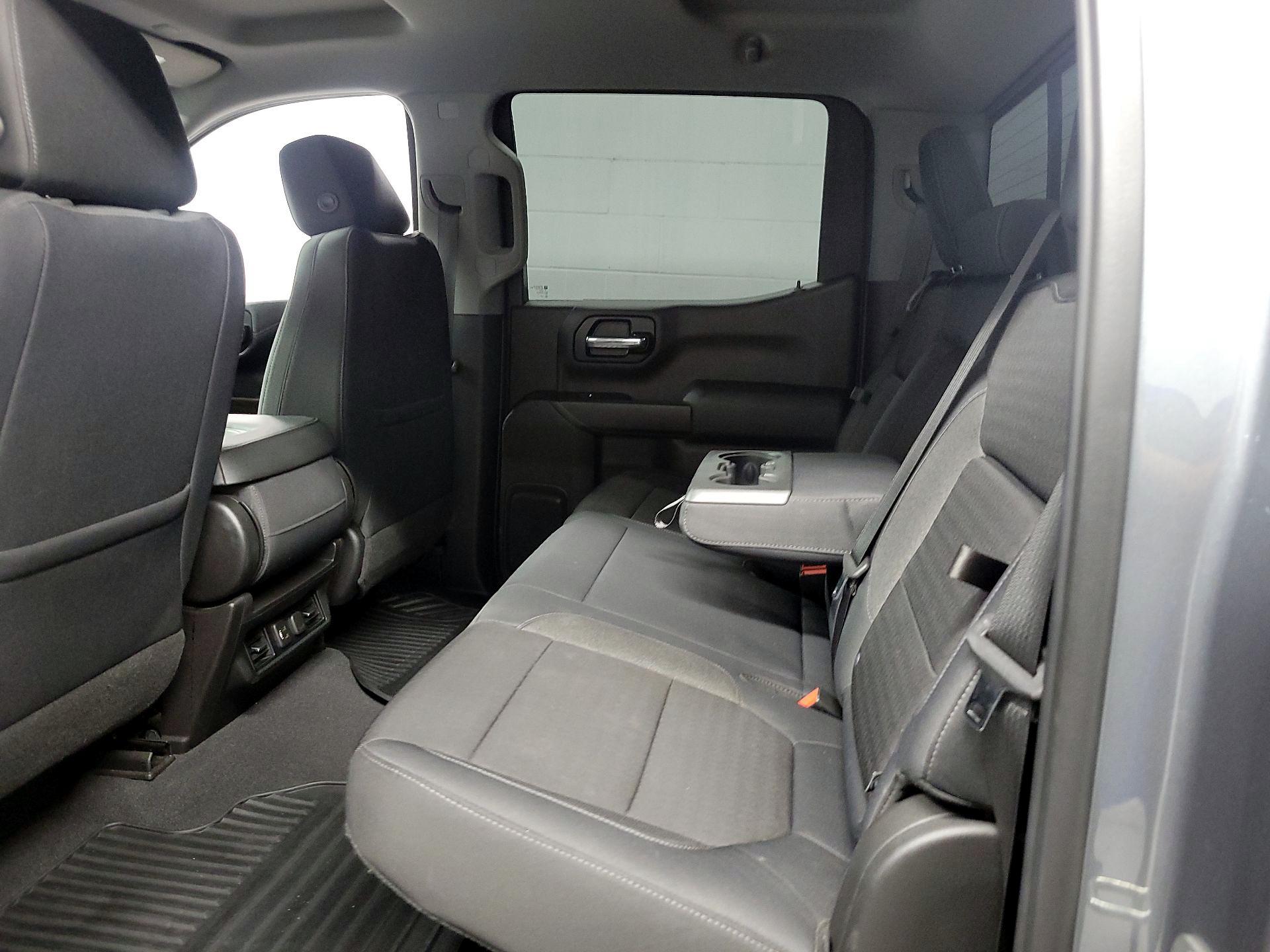 Thumbnail: 2019 Chevrolet Silverado 1500 - 17