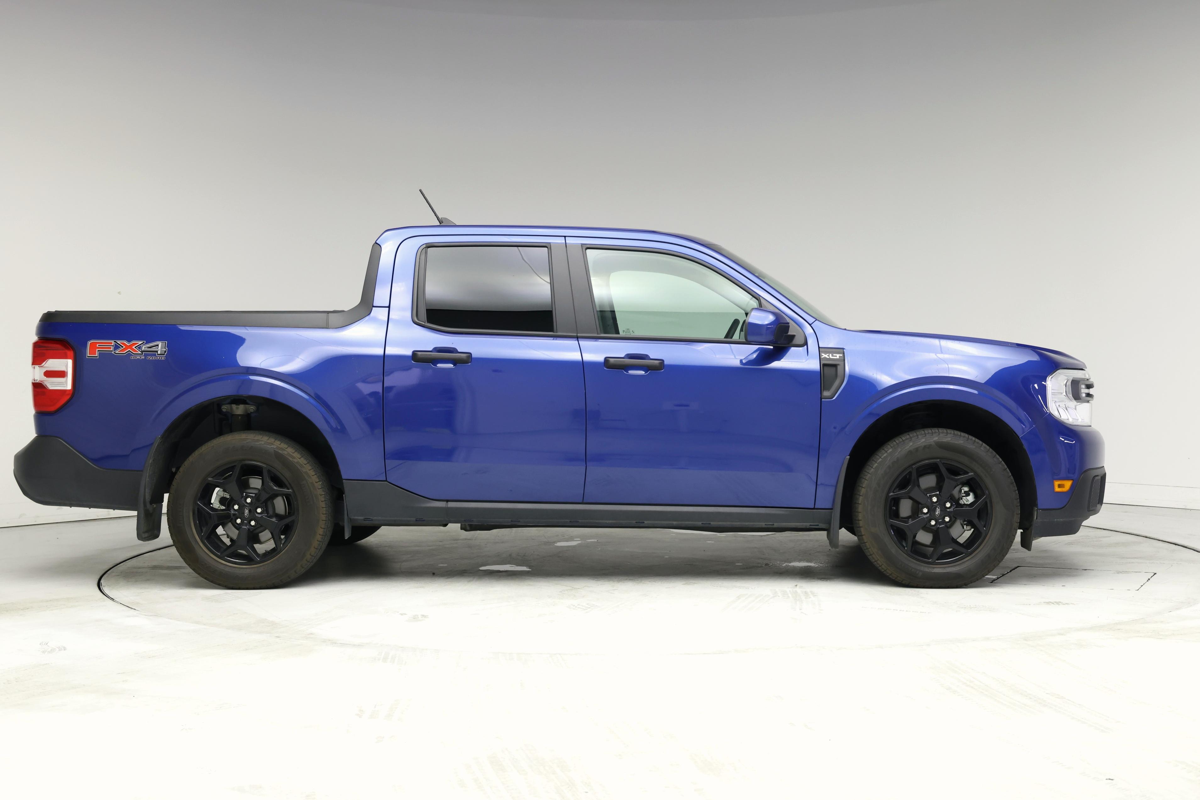 Thumbnail: 2023 Ford Maverick - 7