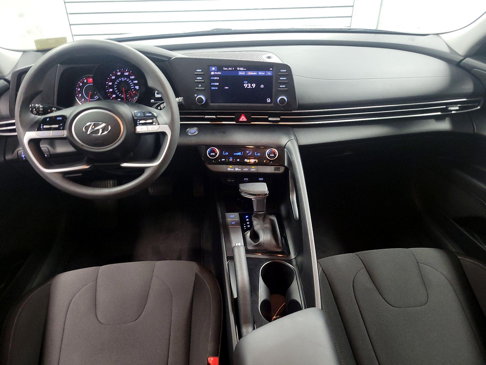 Thumbnail: 2023 Hyundai Elantra - 9