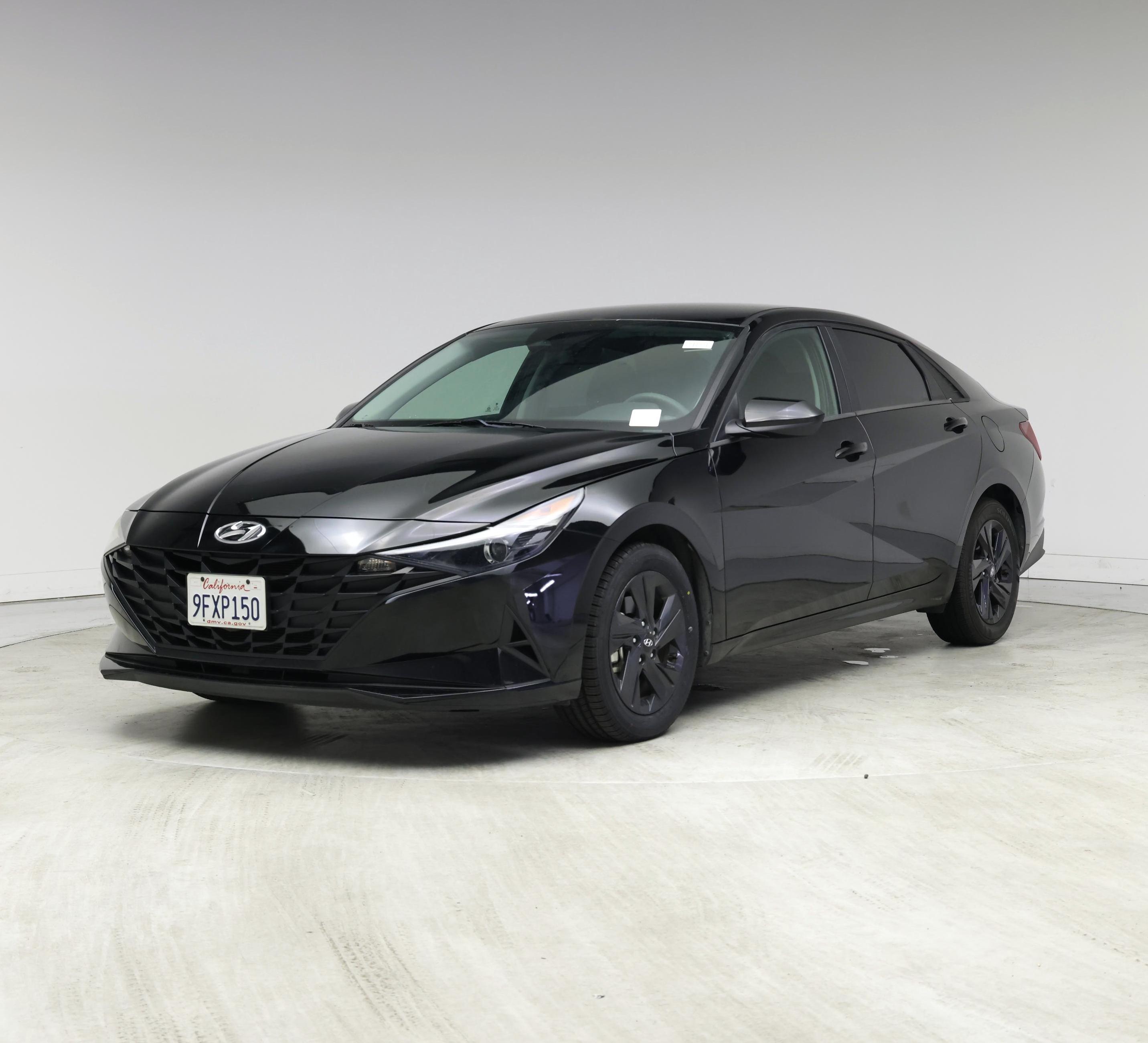 Thumbnail: 2023 Hyundai Elantra - 4