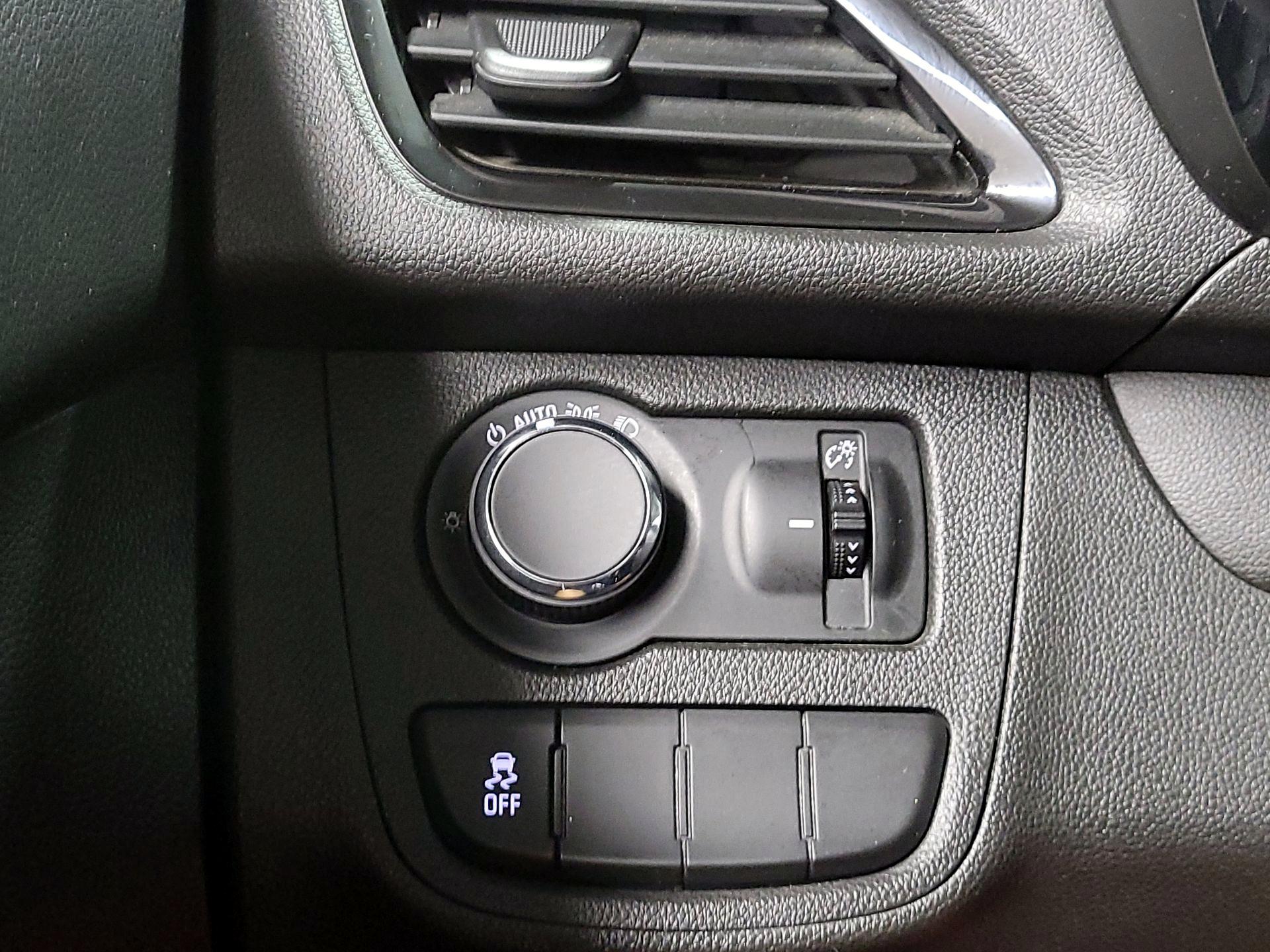 Thumbnail: 2017 Chevrolet Spark - 13