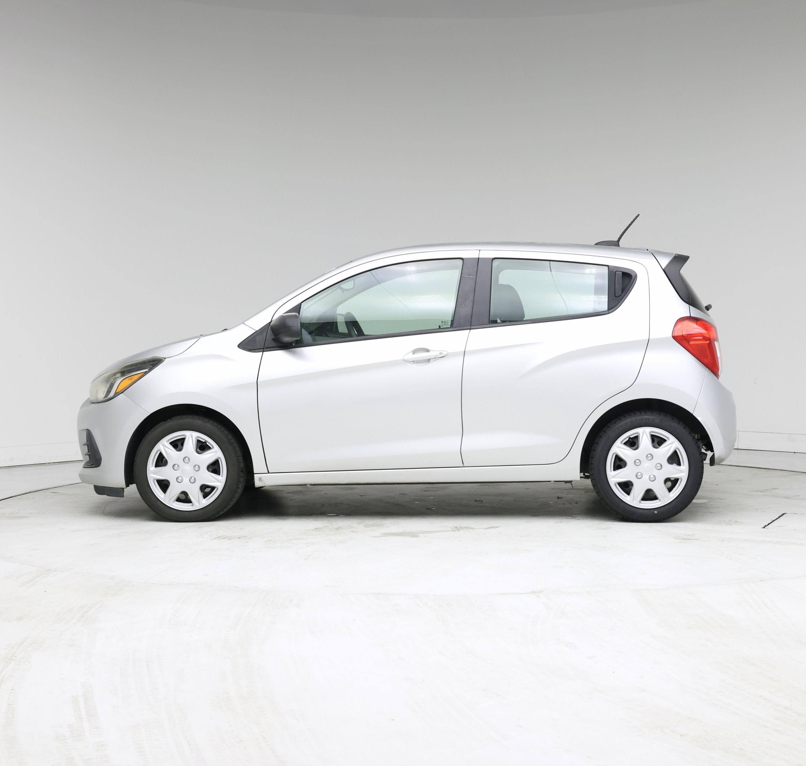 Thumbnail: 2017 Chevrolet Spark - 3