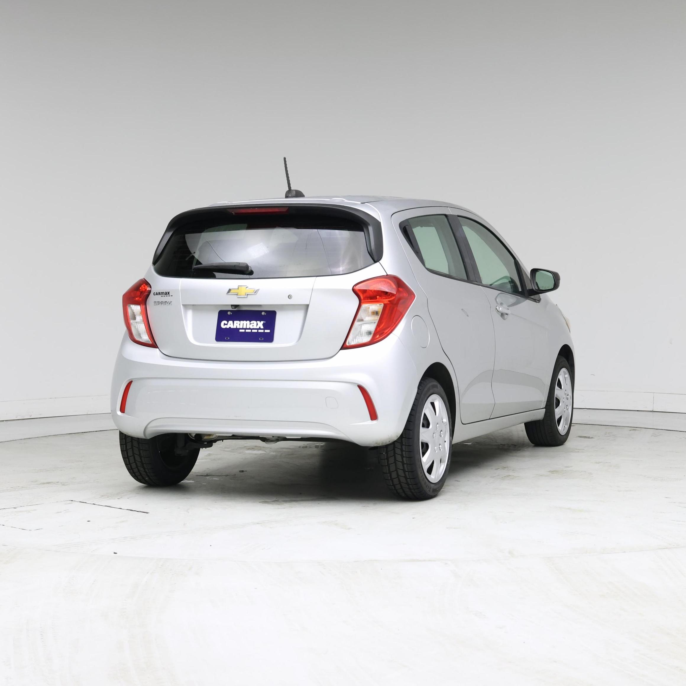 Thumbnail: 2017 Chevrolet Spark - 8