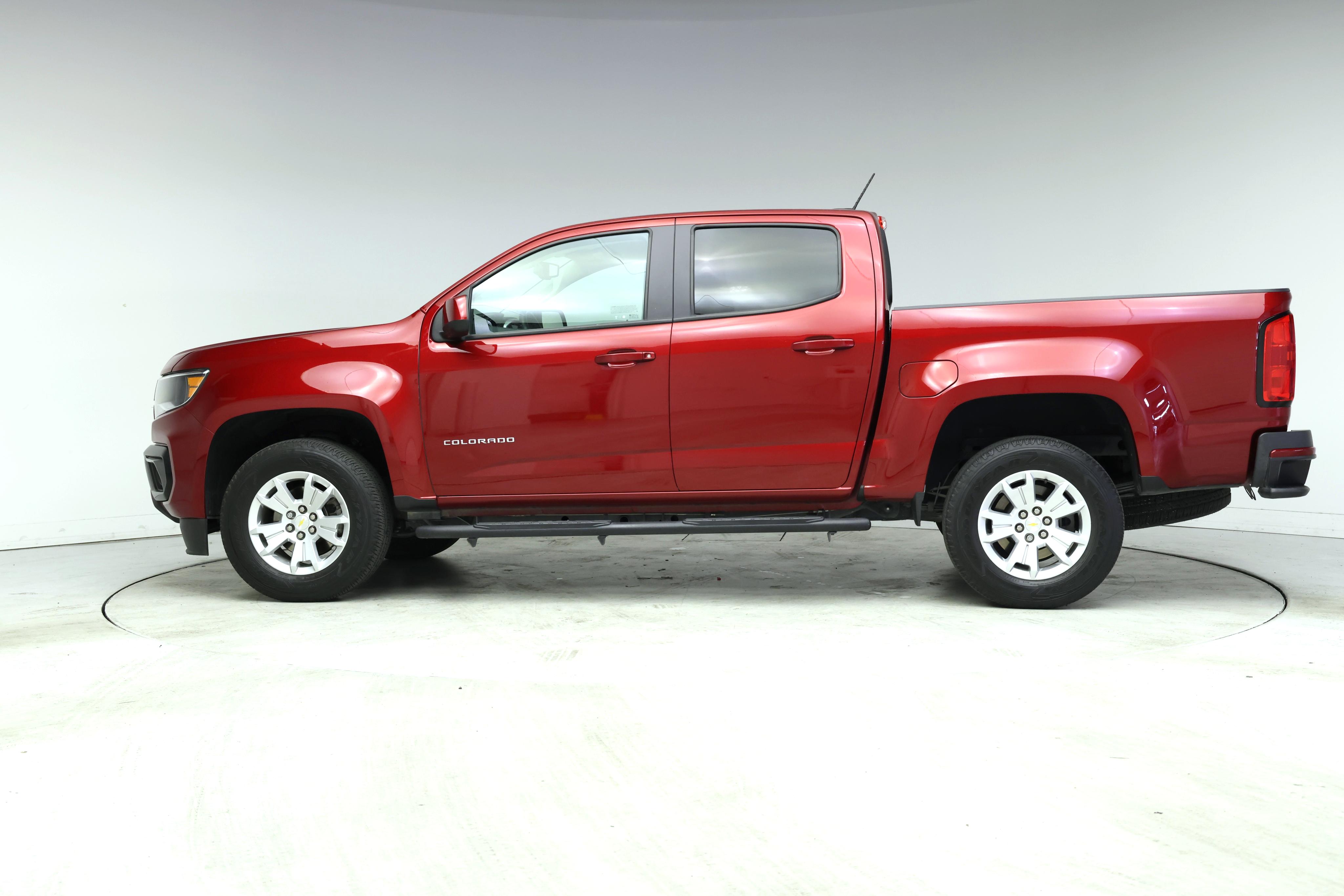 Thumbnail: 2021 Chevrolet Colorado - 3