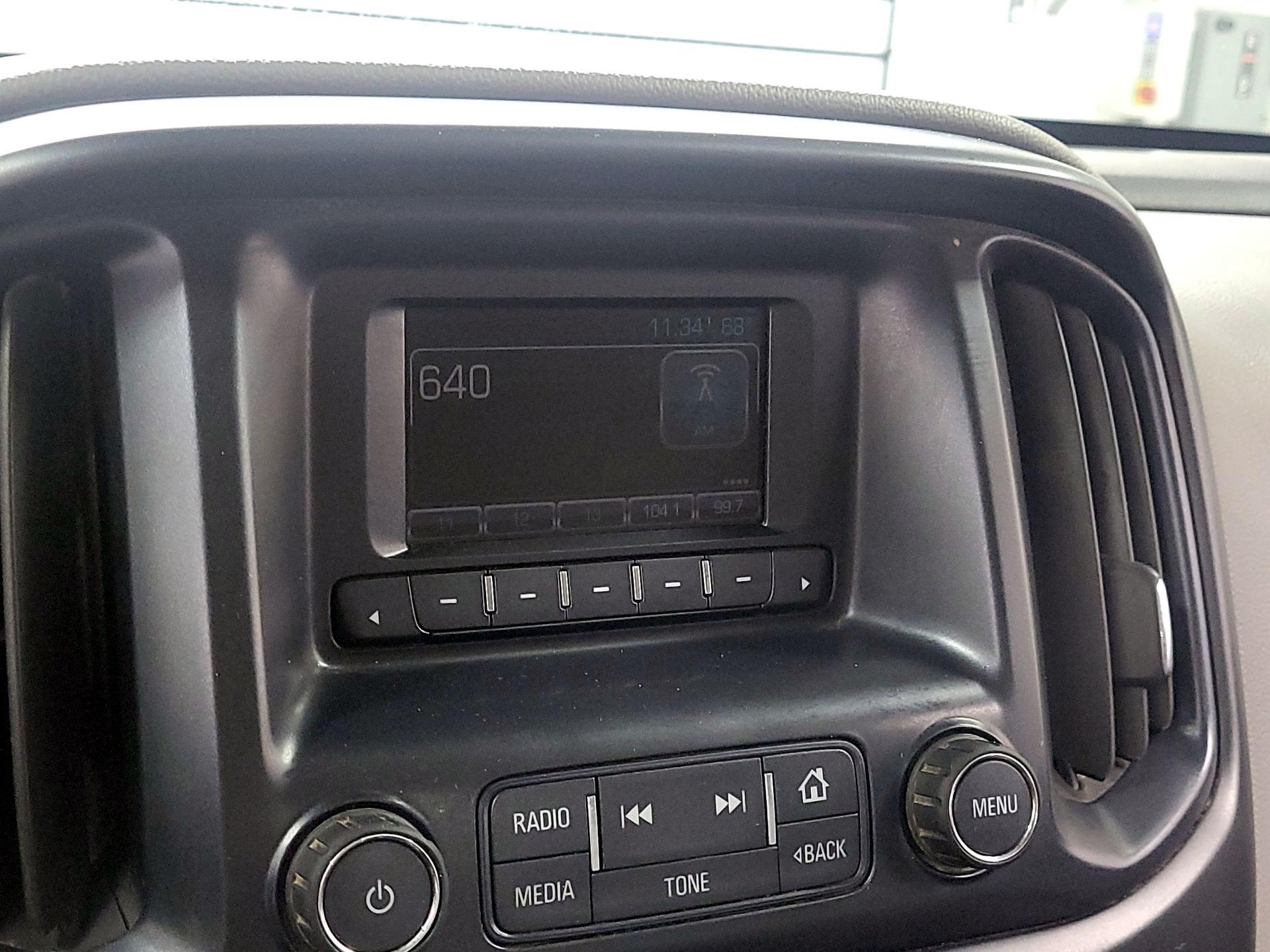 Thumbnail: 2016 Chevrolet Colorado - 14