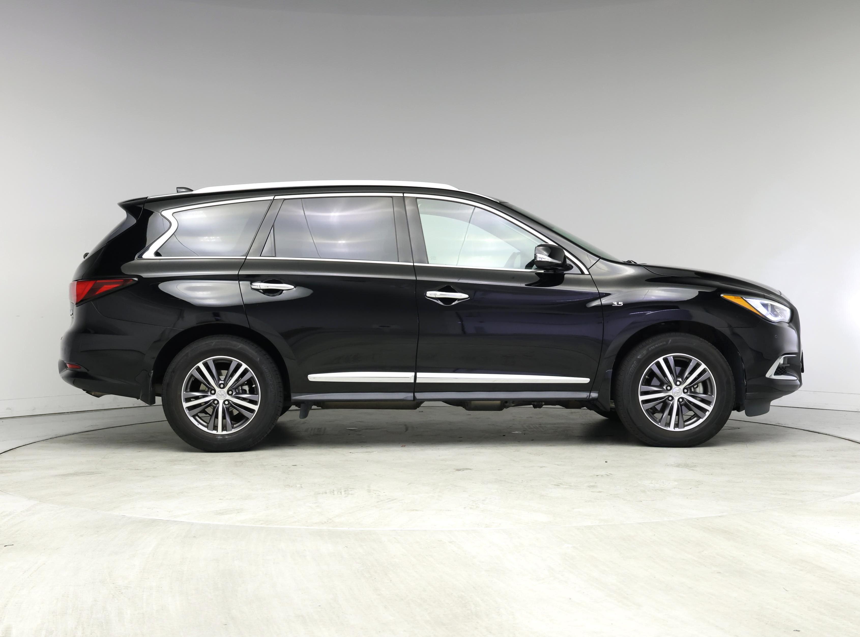Thumbnail: 2019 INFINITI QX60 - 7