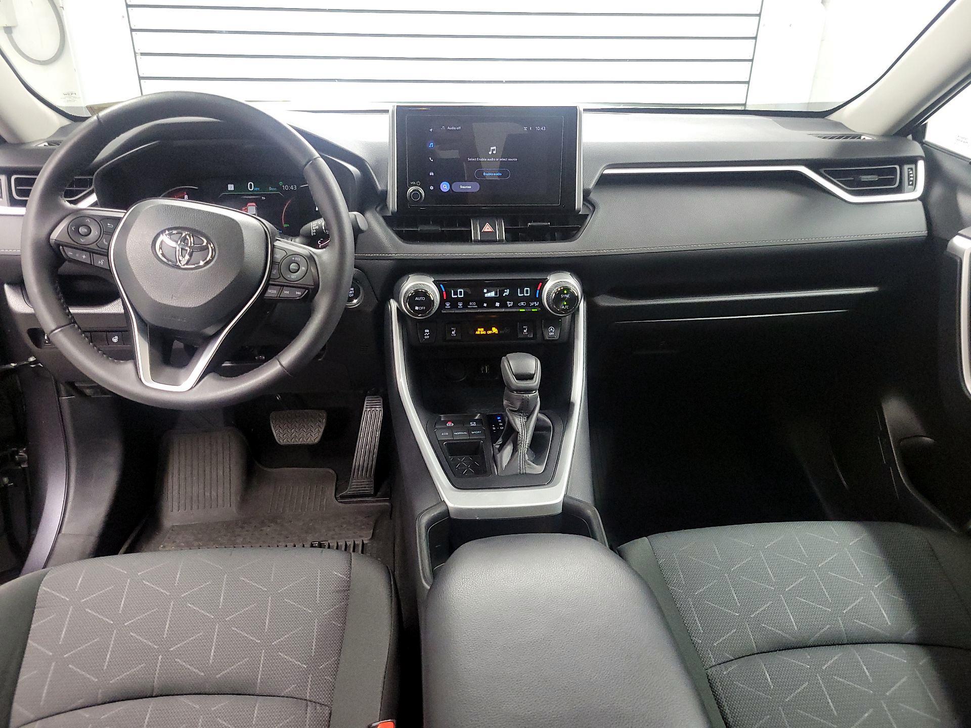 Thumbnail: 2024 Toyota RAV4 - 9