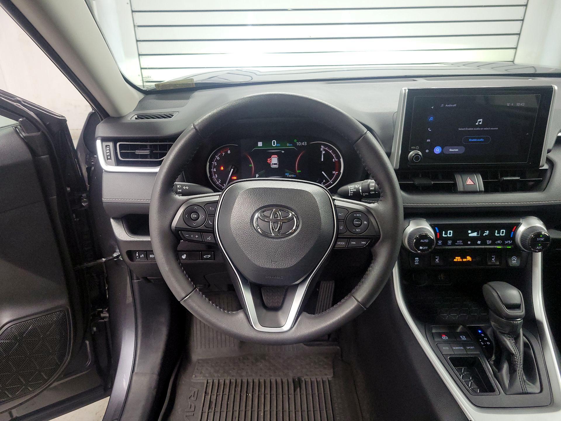 Thumbnail: 2024 Toyota RAV4 - 10