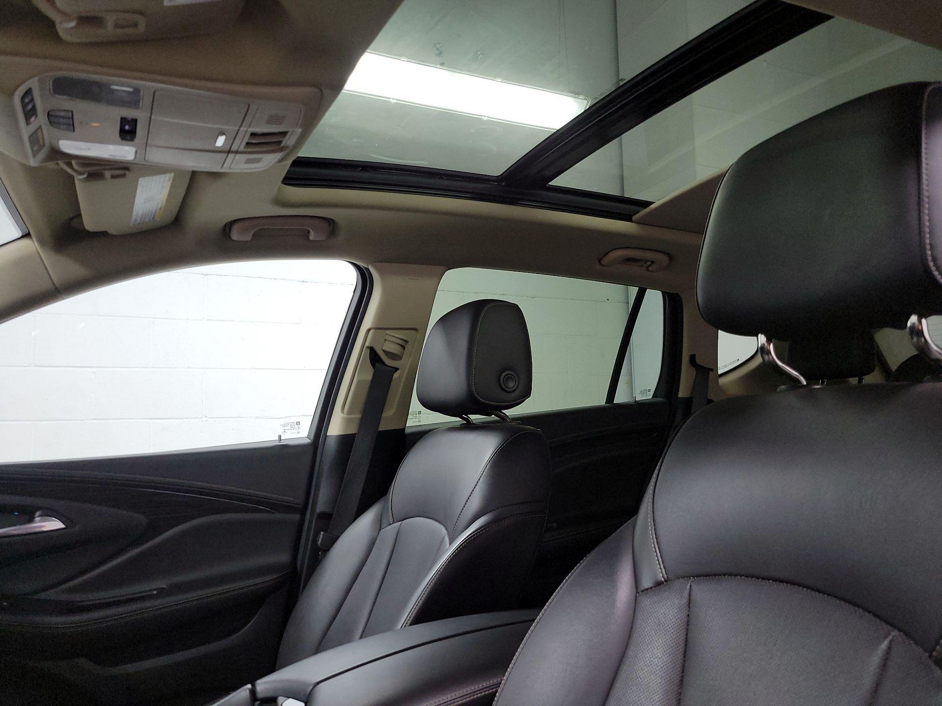Thumbnail: 2018 Buick Envision - 19