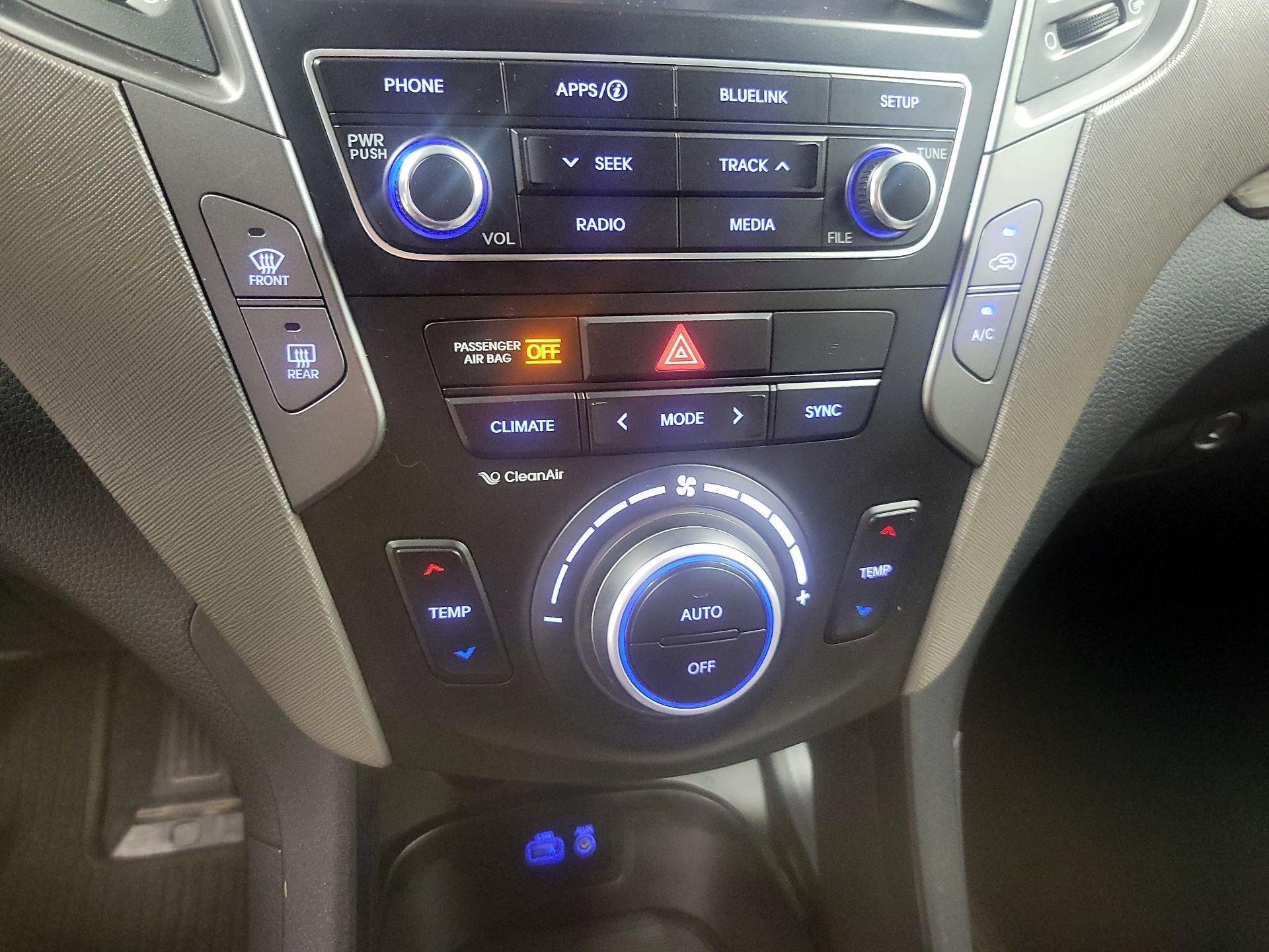 Thumbnail: 2017 Hyundai Santa Fe - 15
