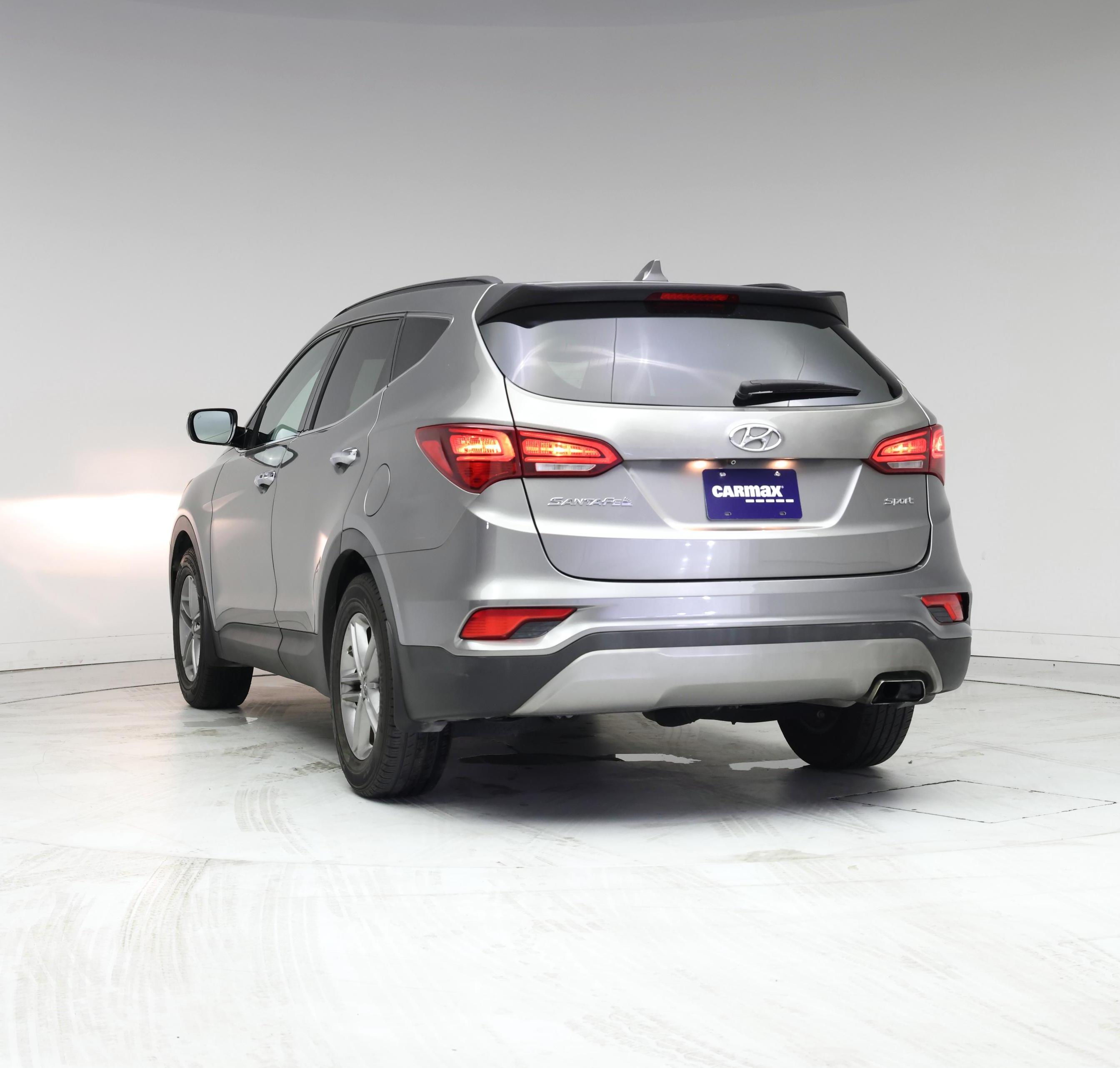 Thumbnail: 2017 Hyundai Santa Fe - 2