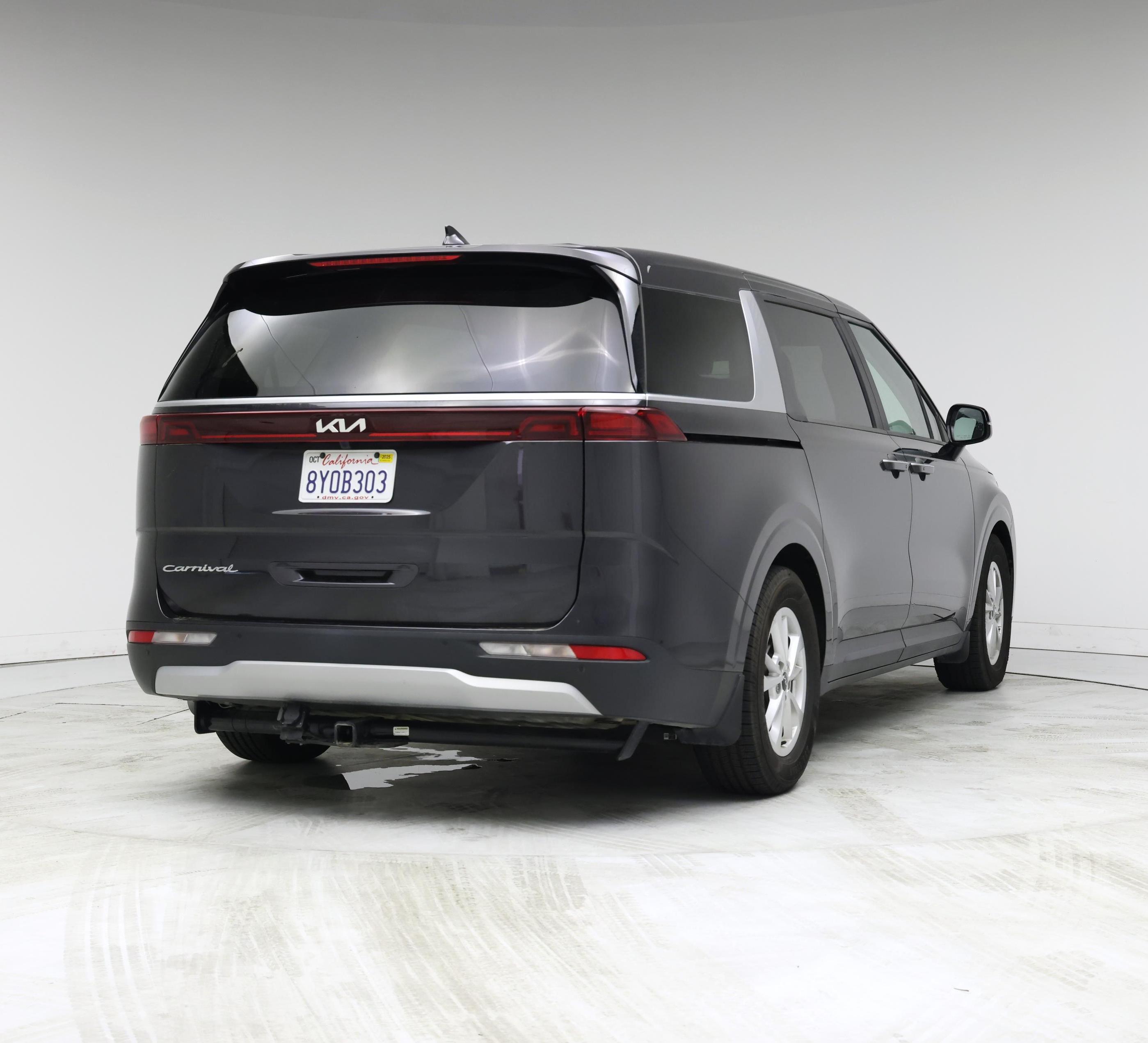 Thumbnail: 2022 Kia Carnival - 8