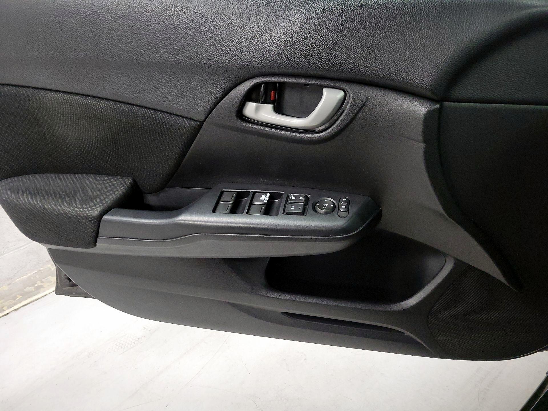 Thumbnail: 2013 Honda Civic - 12