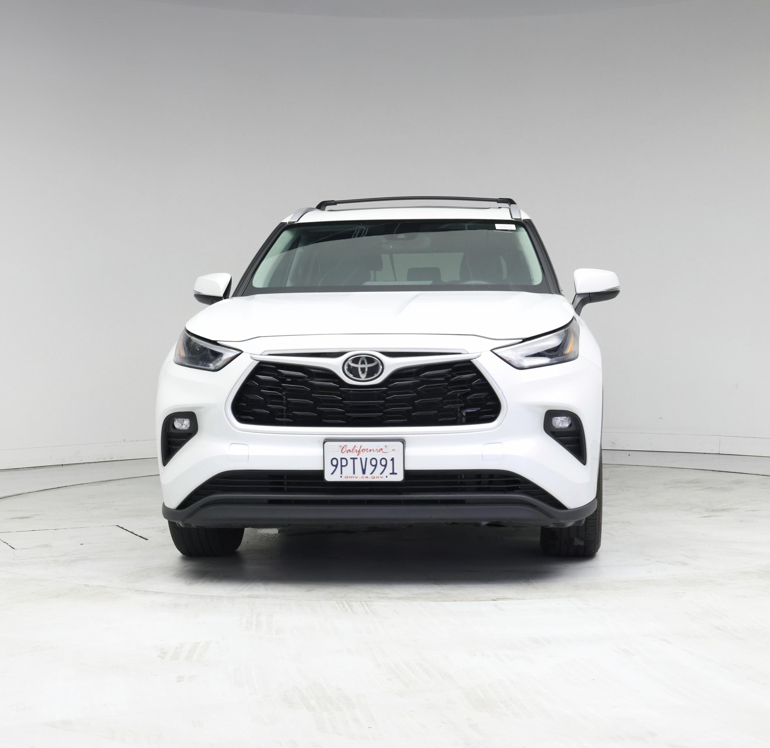 Thumbnail: 2023 Toyota Highlander - 5