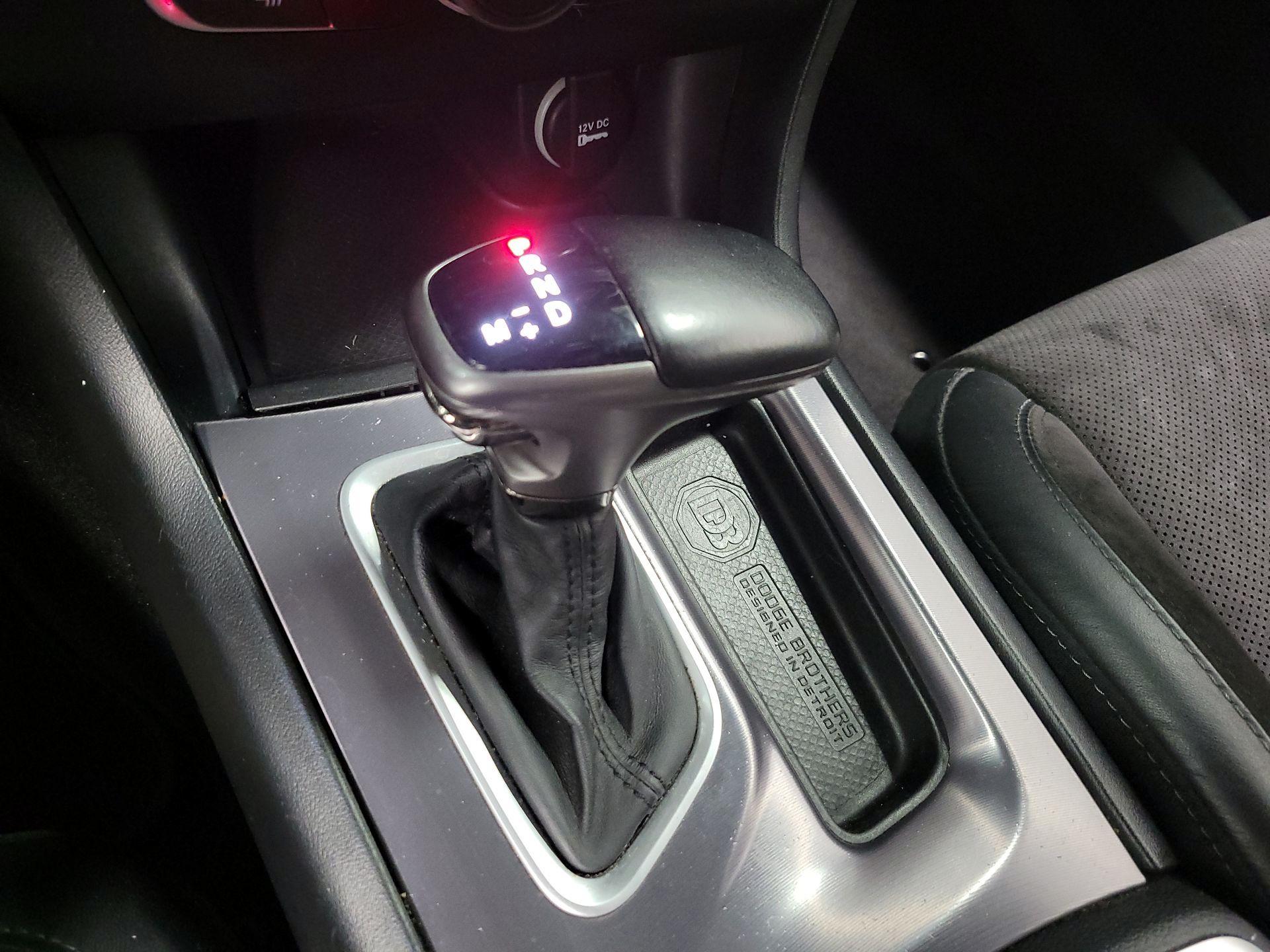 Thumbnail: 2019 Dodge Charger - 16