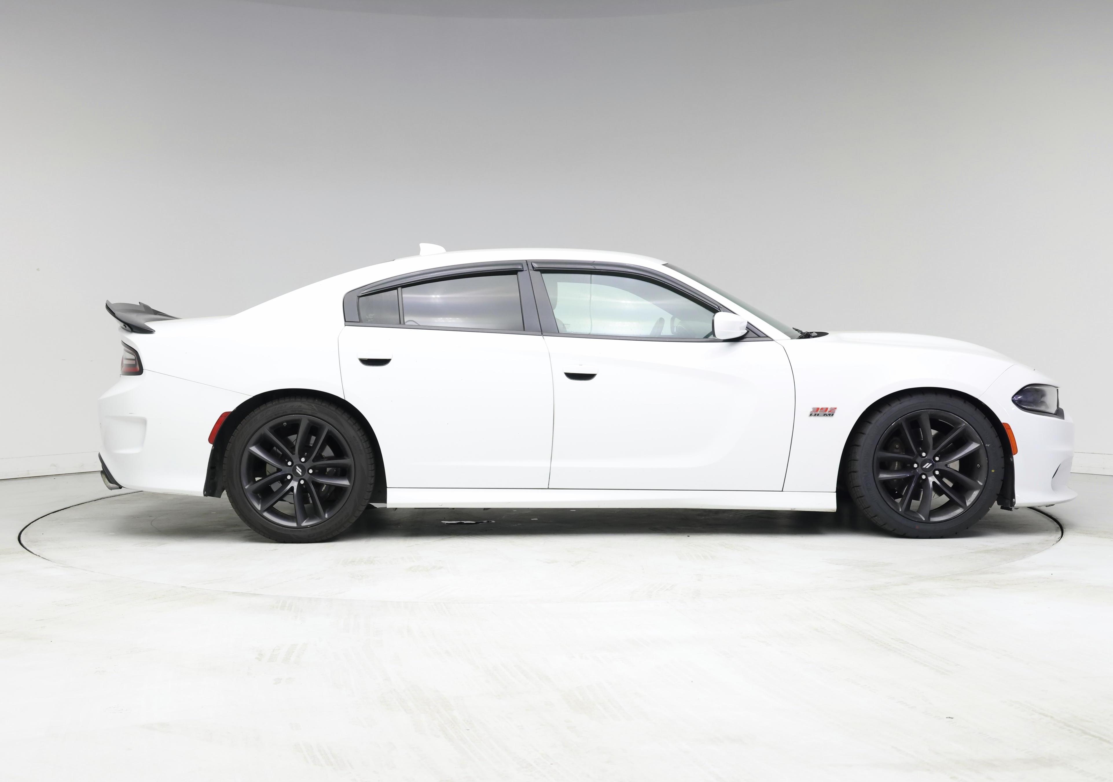 Thumbnail: 2019 Dodge Charger - 7
