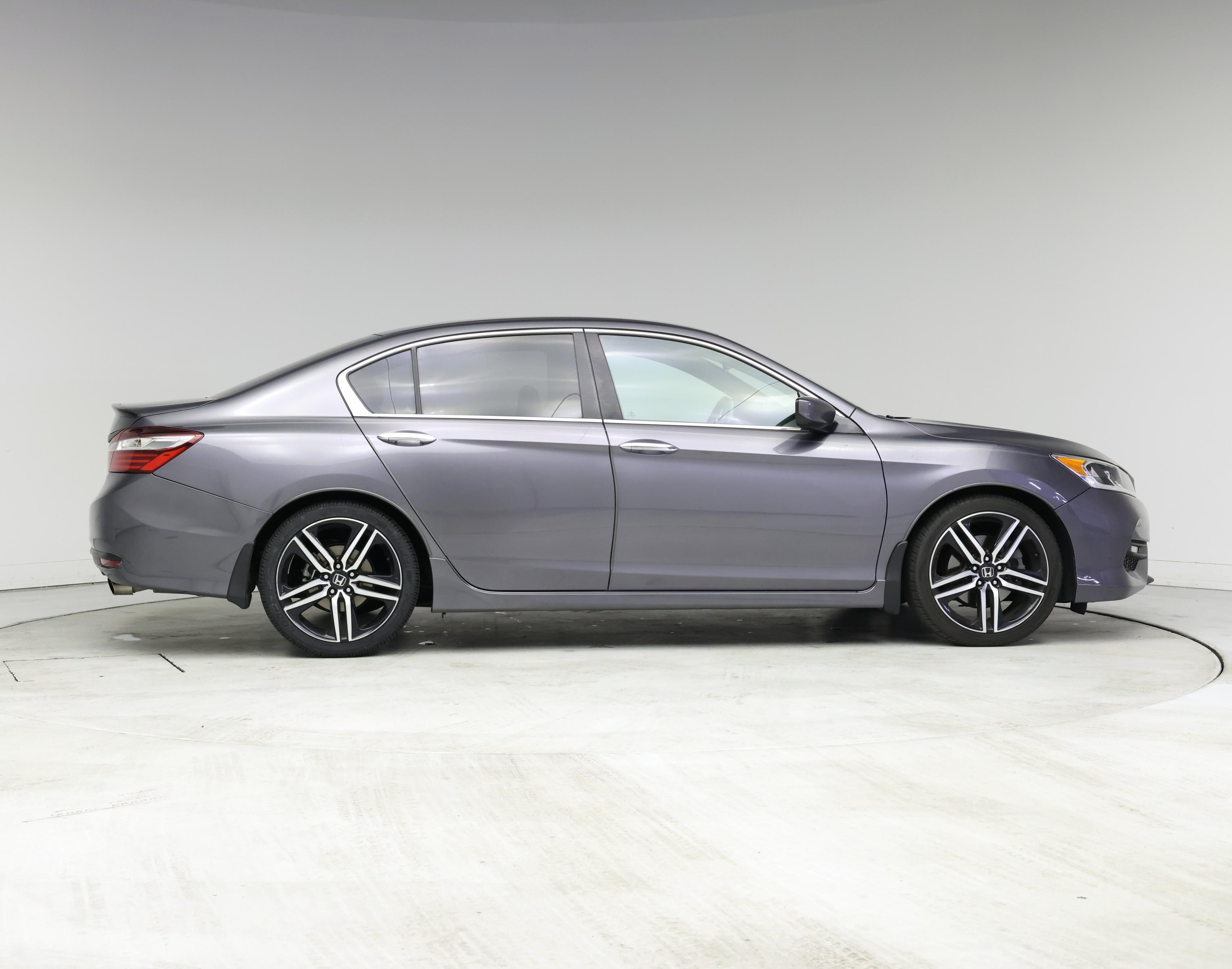 Thumbnail: 2016 Honda Accord - 7