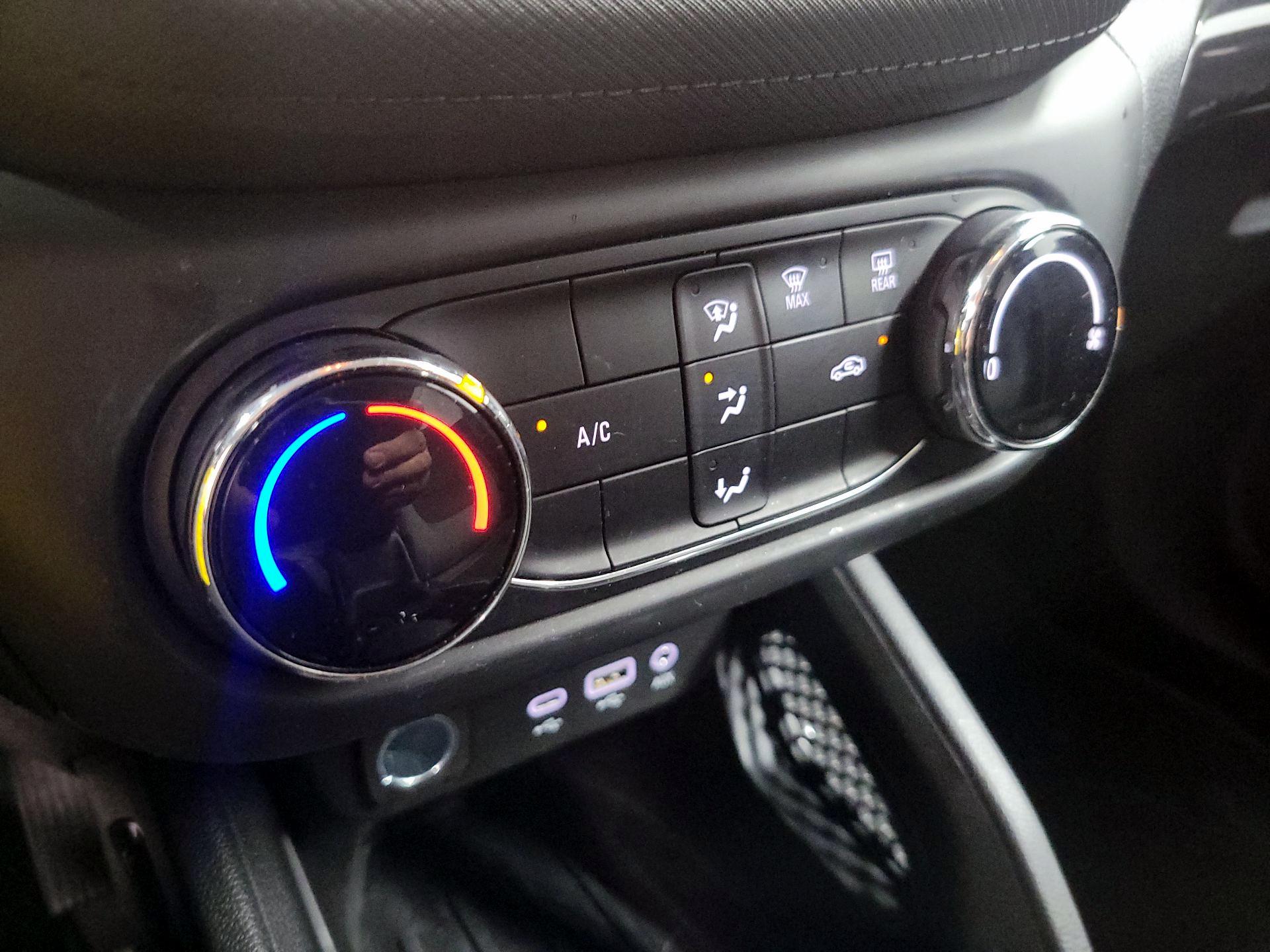 Thumbnail: 2021 Chevrolet TrailBlazer - 16