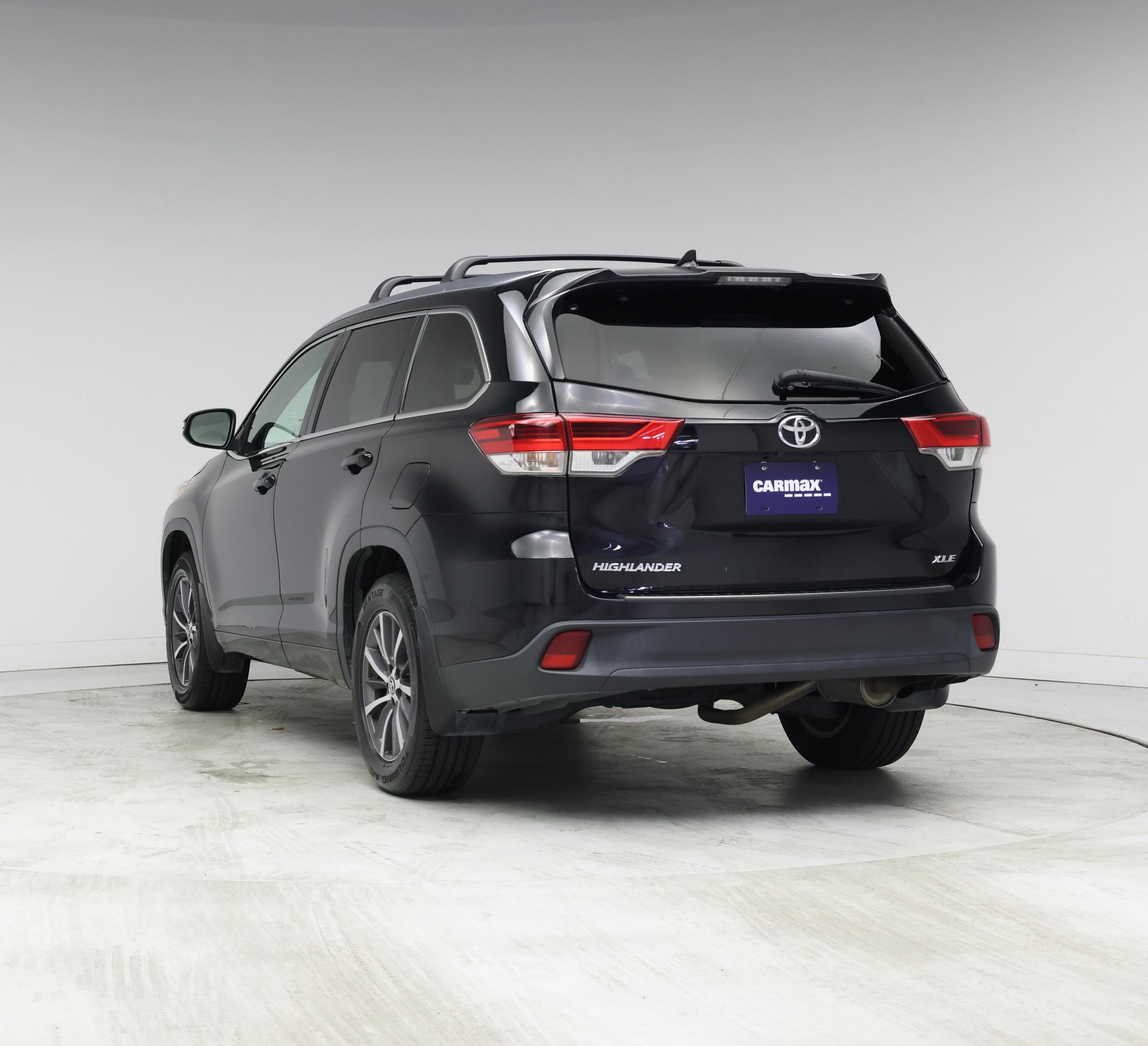 Thumbnail: 2018 Toyota Highlander - 2