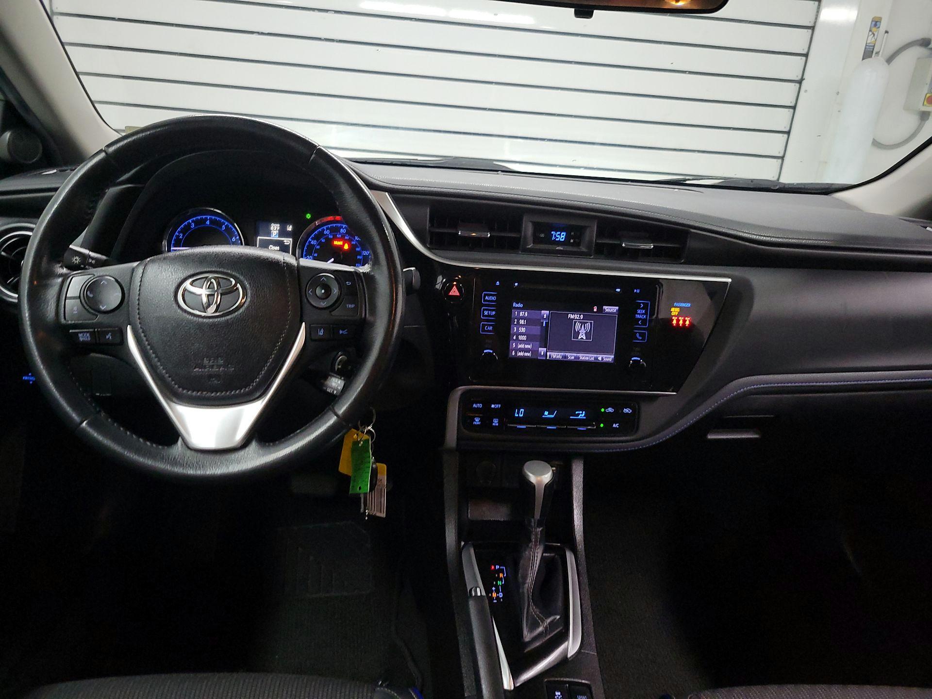 Thumbnail: 2019 Toyota Corolla - 9