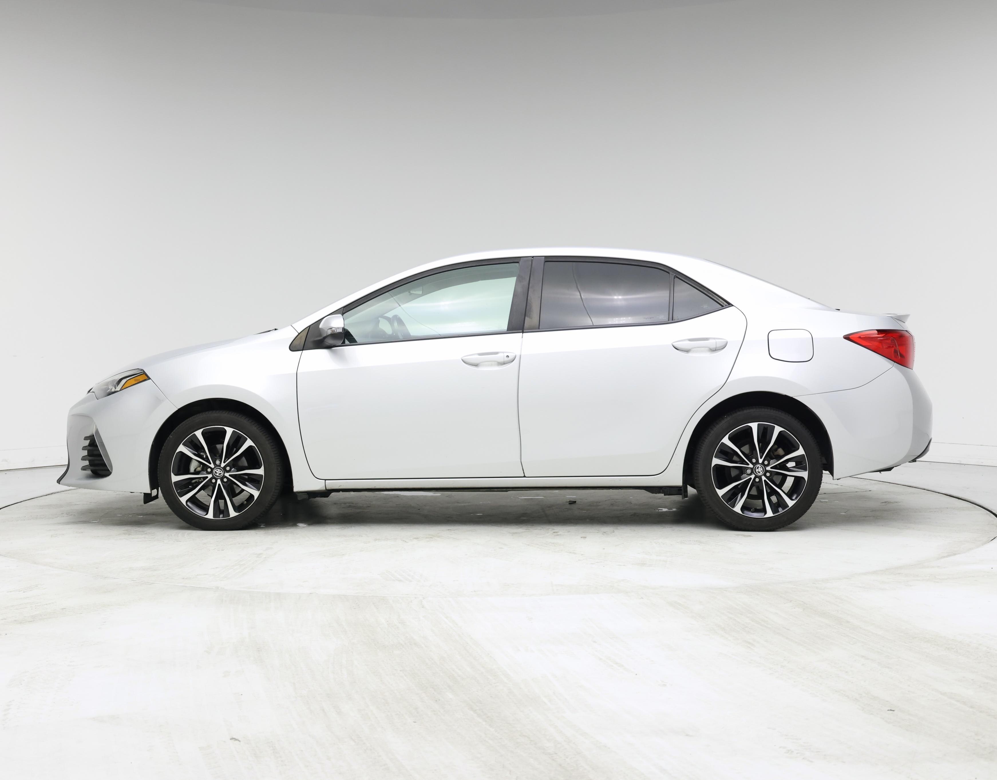 Thumbnail: 2019 Toyota Corolla - 3
