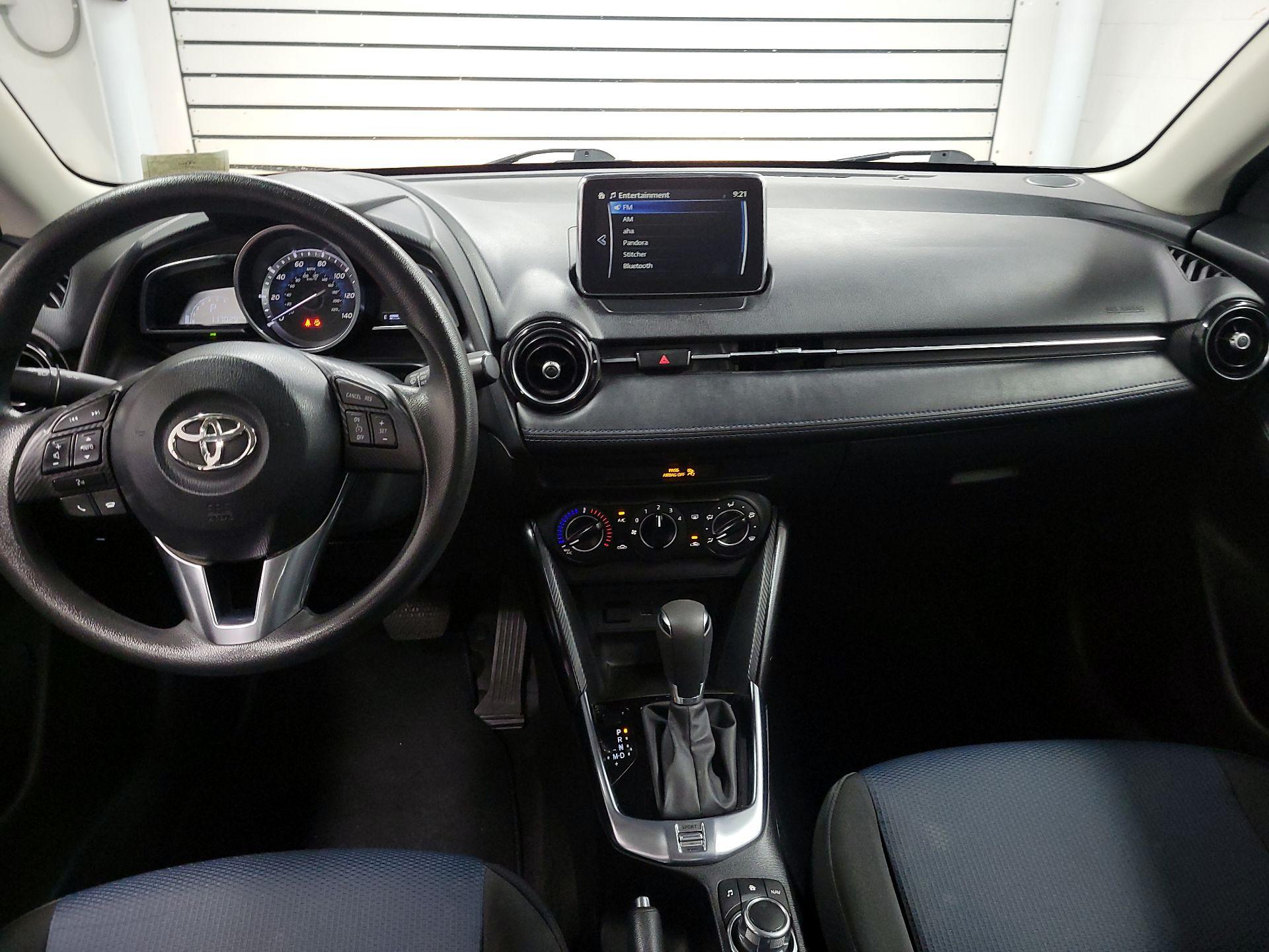 Thumbnail: 2018 Toyota Yaris iA - 9