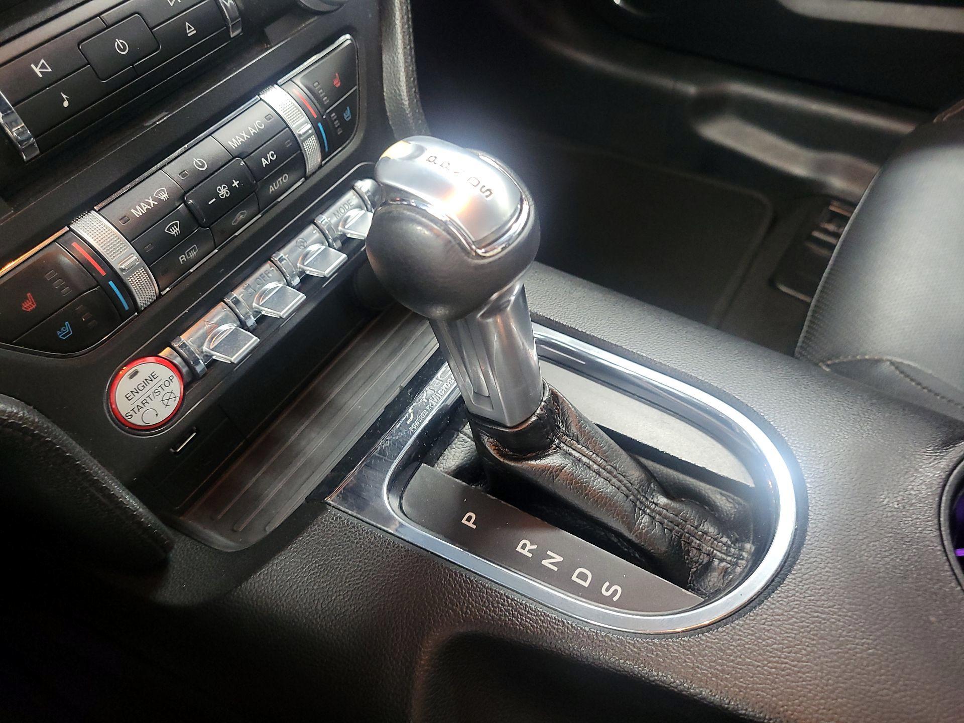 Thumbnail: 2015 Ford Mustang - 17