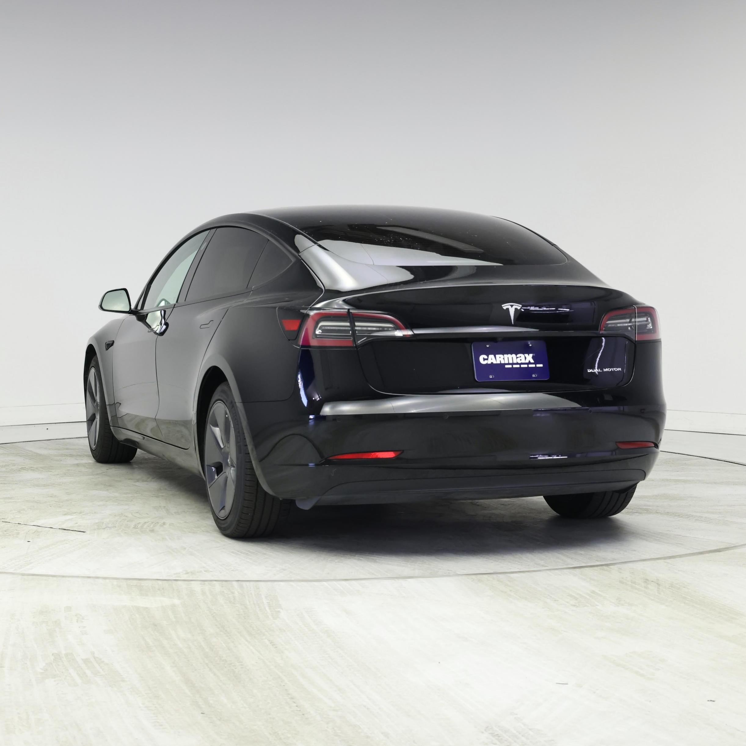 Thumbnail: 2022 Tesla Model 3 - 2