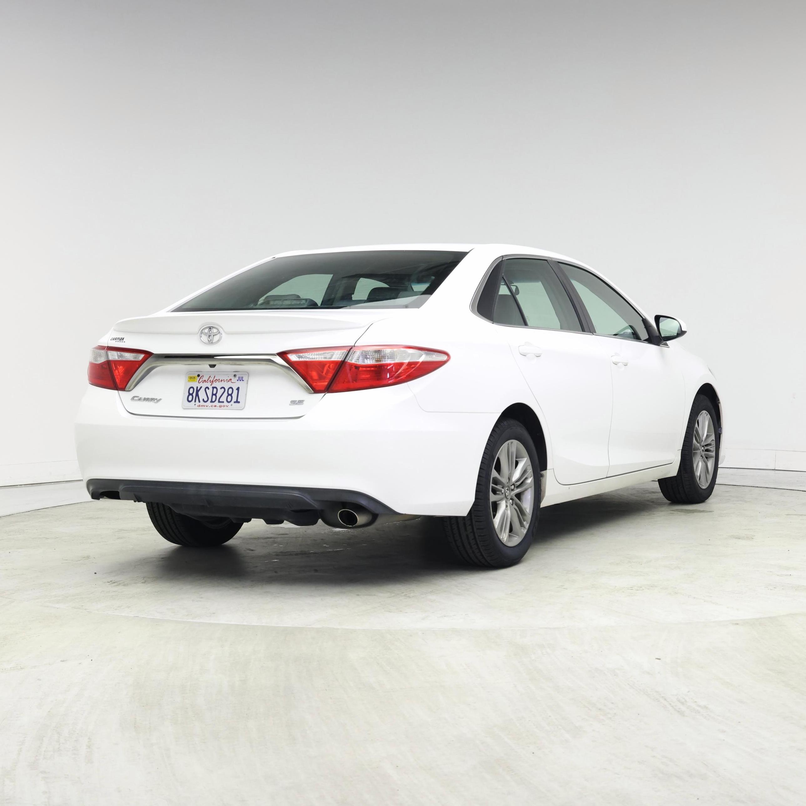 Thumbnail: 2017 Toyota Camry - 8